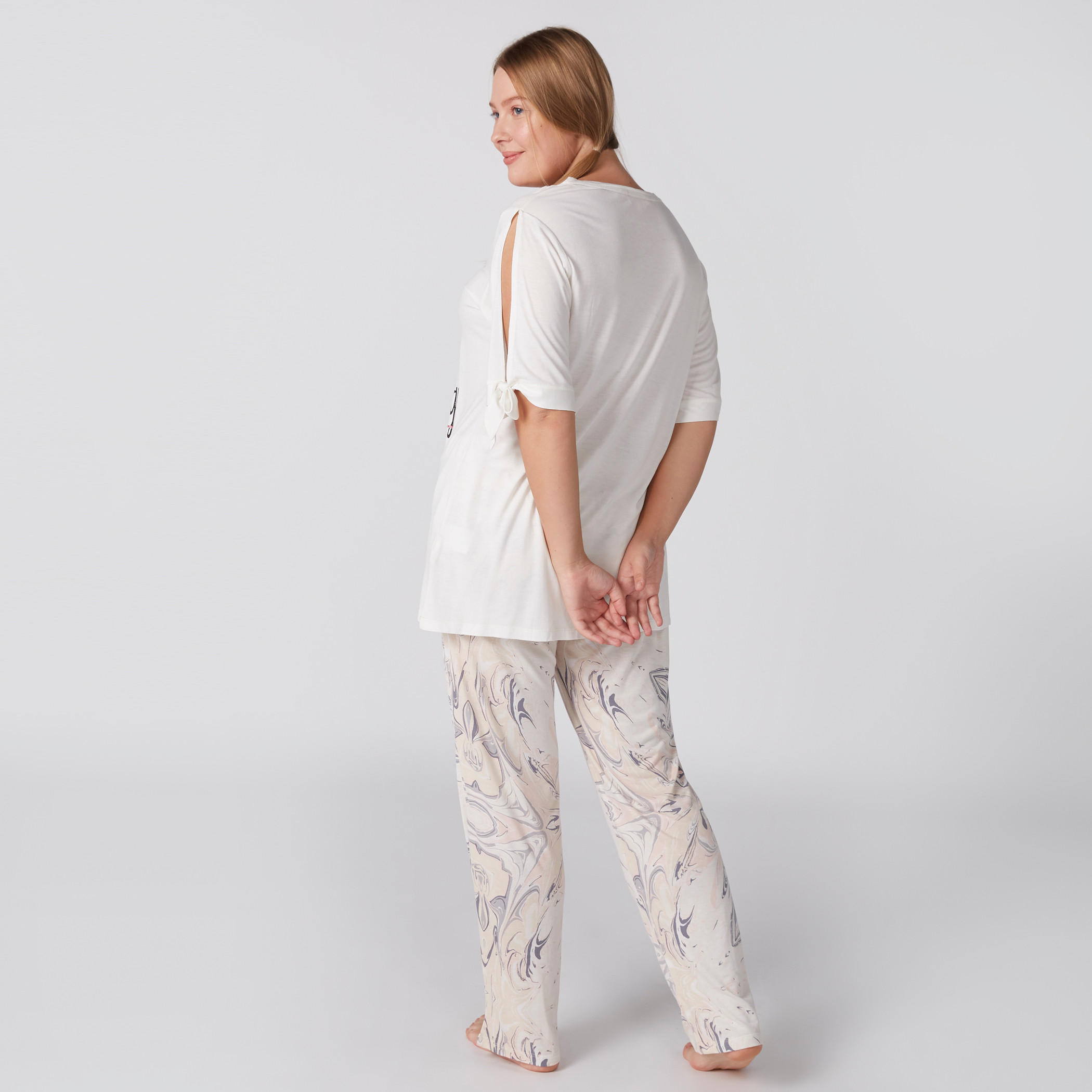Printed T-Shirt and Pyjama Set-women-clothing-nightwear-pyjamas-longsets-image-4