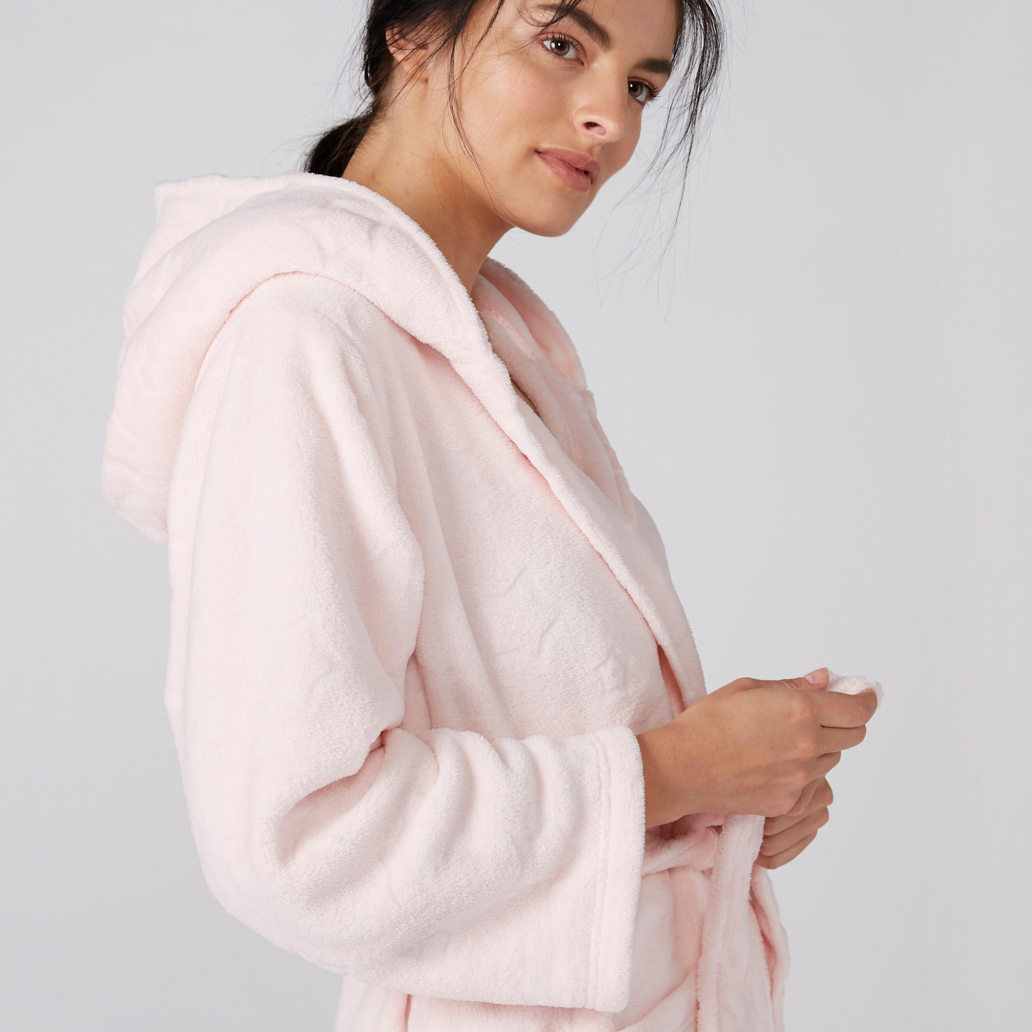روب بارز الملمس بأكمام طويلة وقبعة ورباط-women-clothing-nightwear-robes-image-4