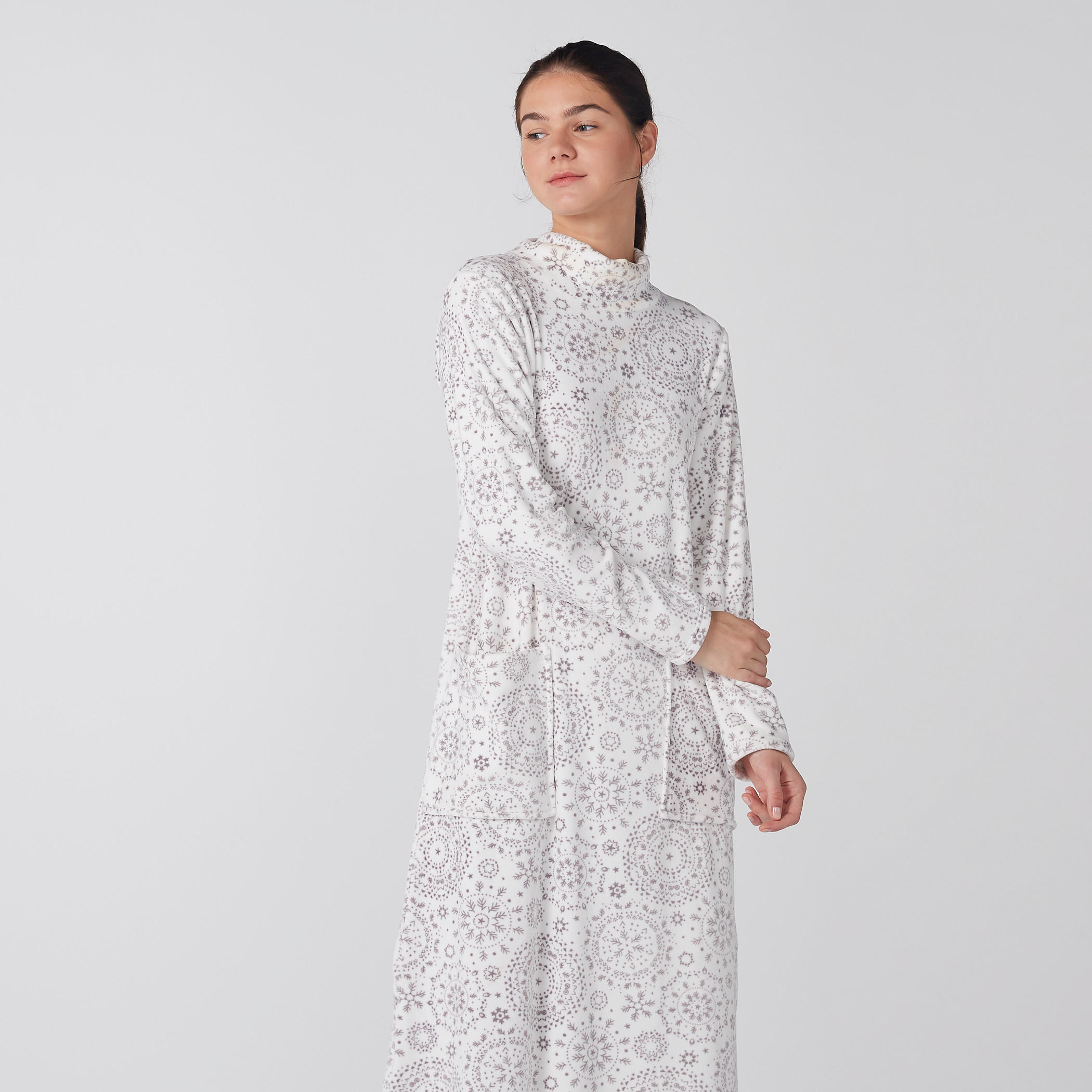 قميص نوم بأكمام طويلة وطبعات-women-clothing-nightwear-nighties-image-2