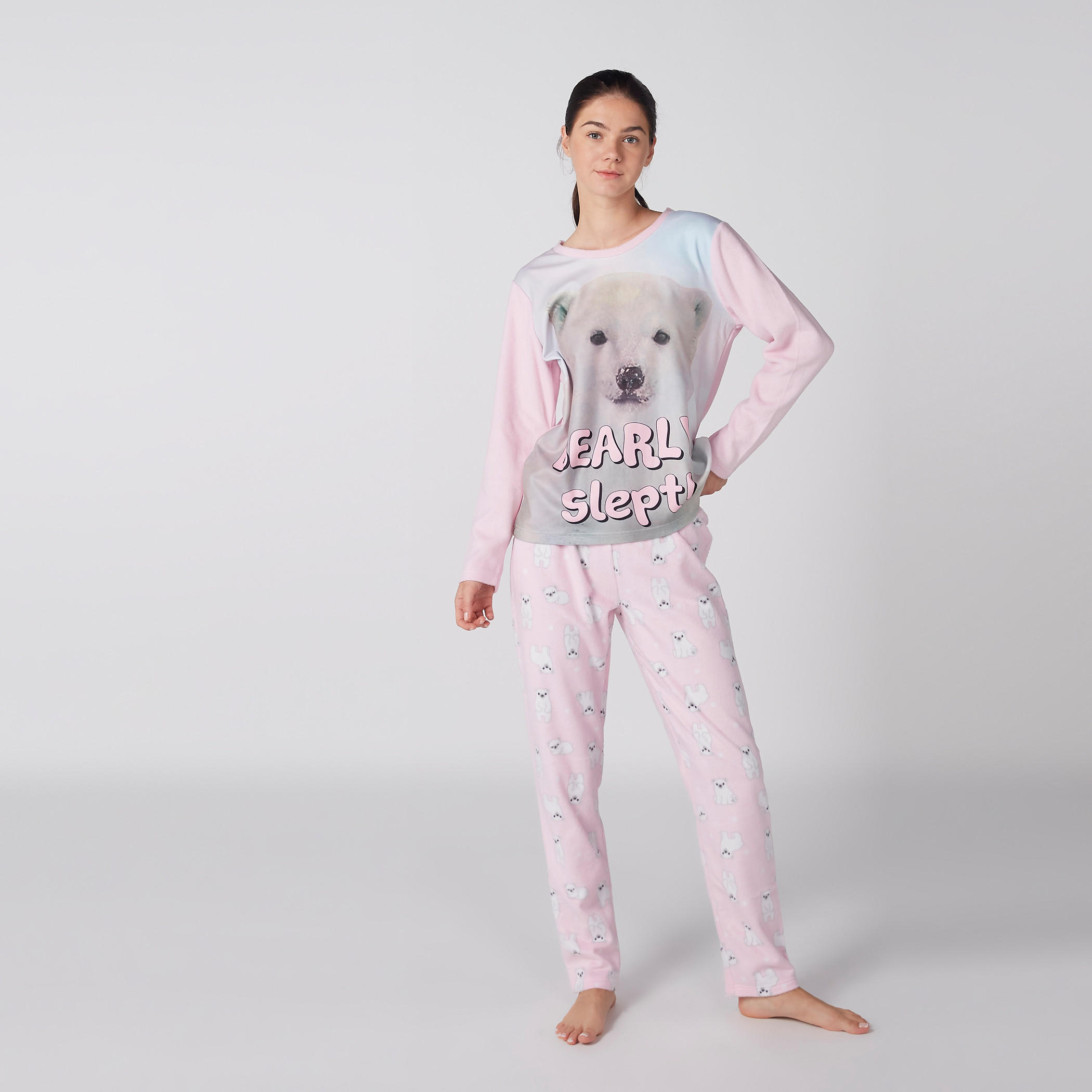 طقم بنطال بيجاما وتيشيرت بأكمام طويلة وطبعات-women-clothing-nightwear-pyjamas-longsets-image-1