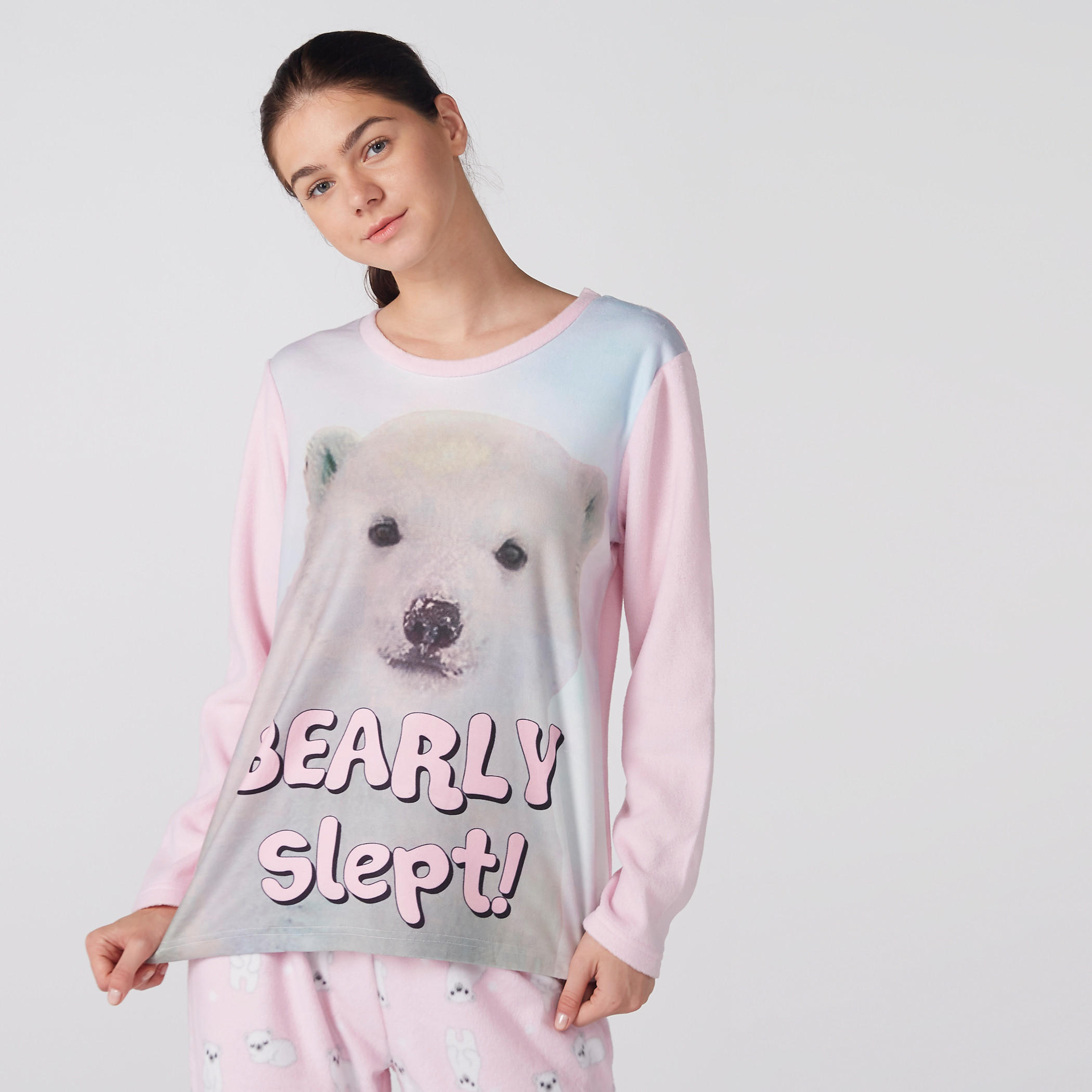 طقم بنطال بيجاما وتيشيرت بأكمام طويلة وطبعات-women-clothing-nightwear-pyjamas-longsets-image-3