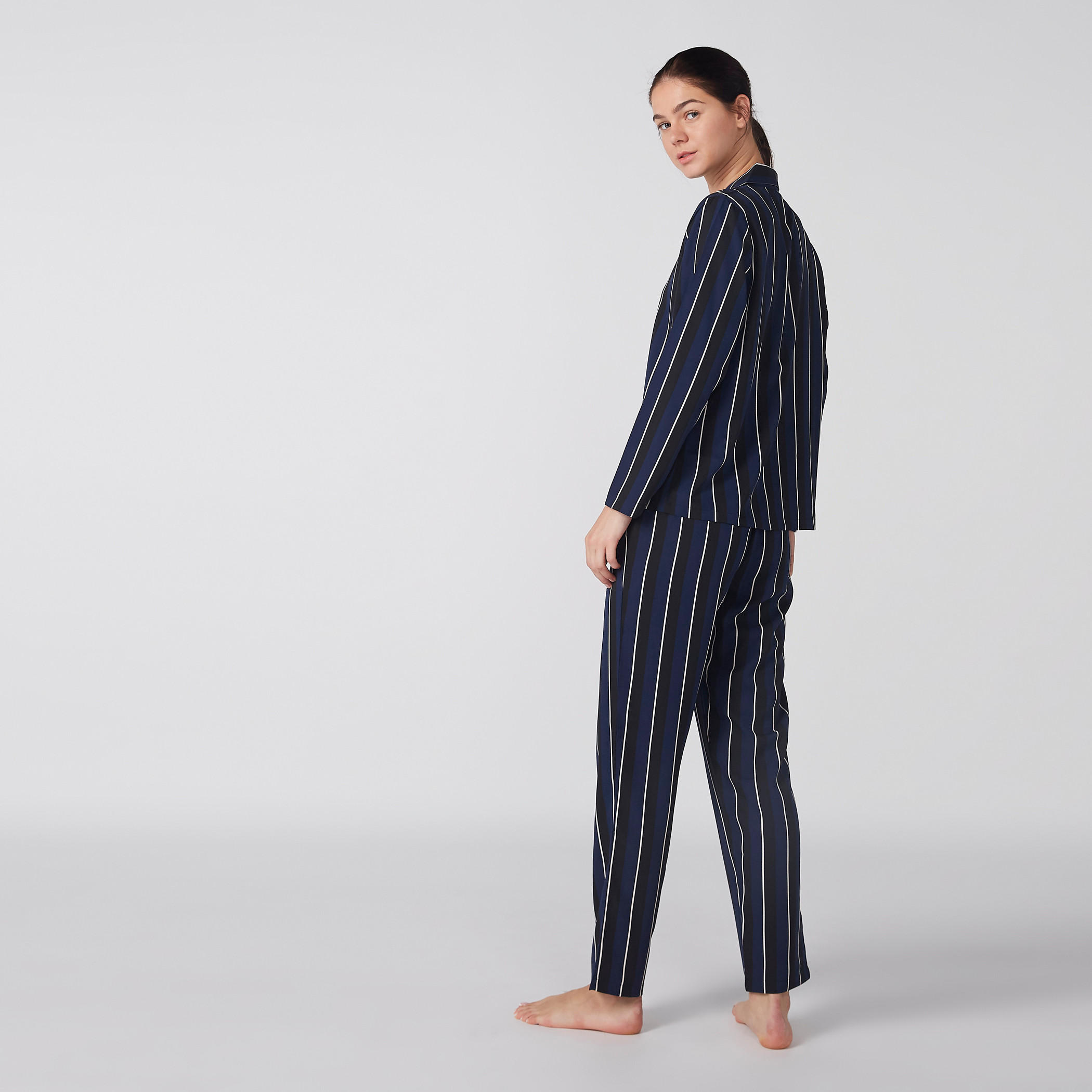 طقم بنطال بيجاما وقميص مخطط بأكمام طويلة-women-clothing-nightwear-pyjamas-longsets-image-3