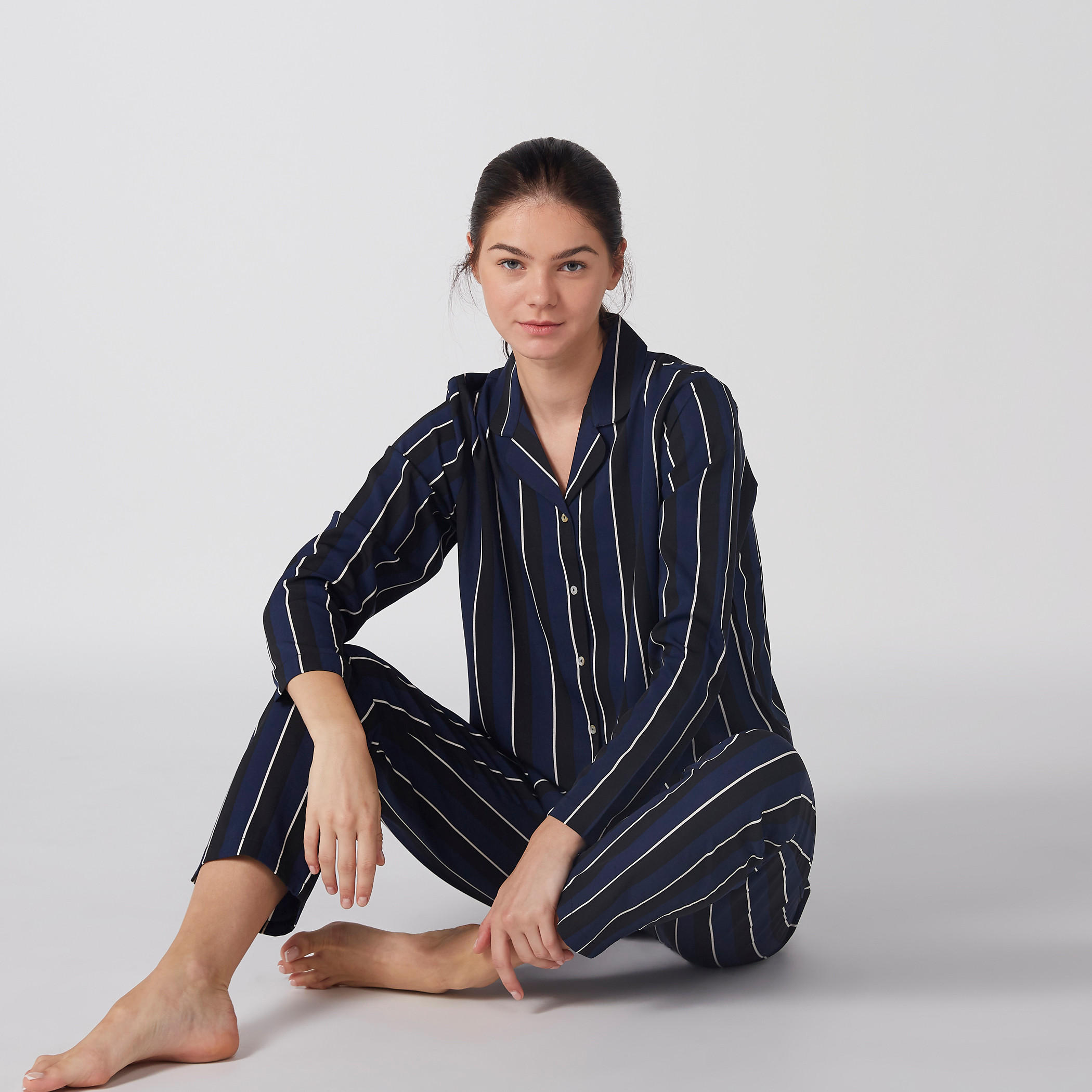 طقم بنطال بيجاما وقميص مخطط بأكمام طويلة-women-clothing-nightwear-pyjamas-longsets-image-2