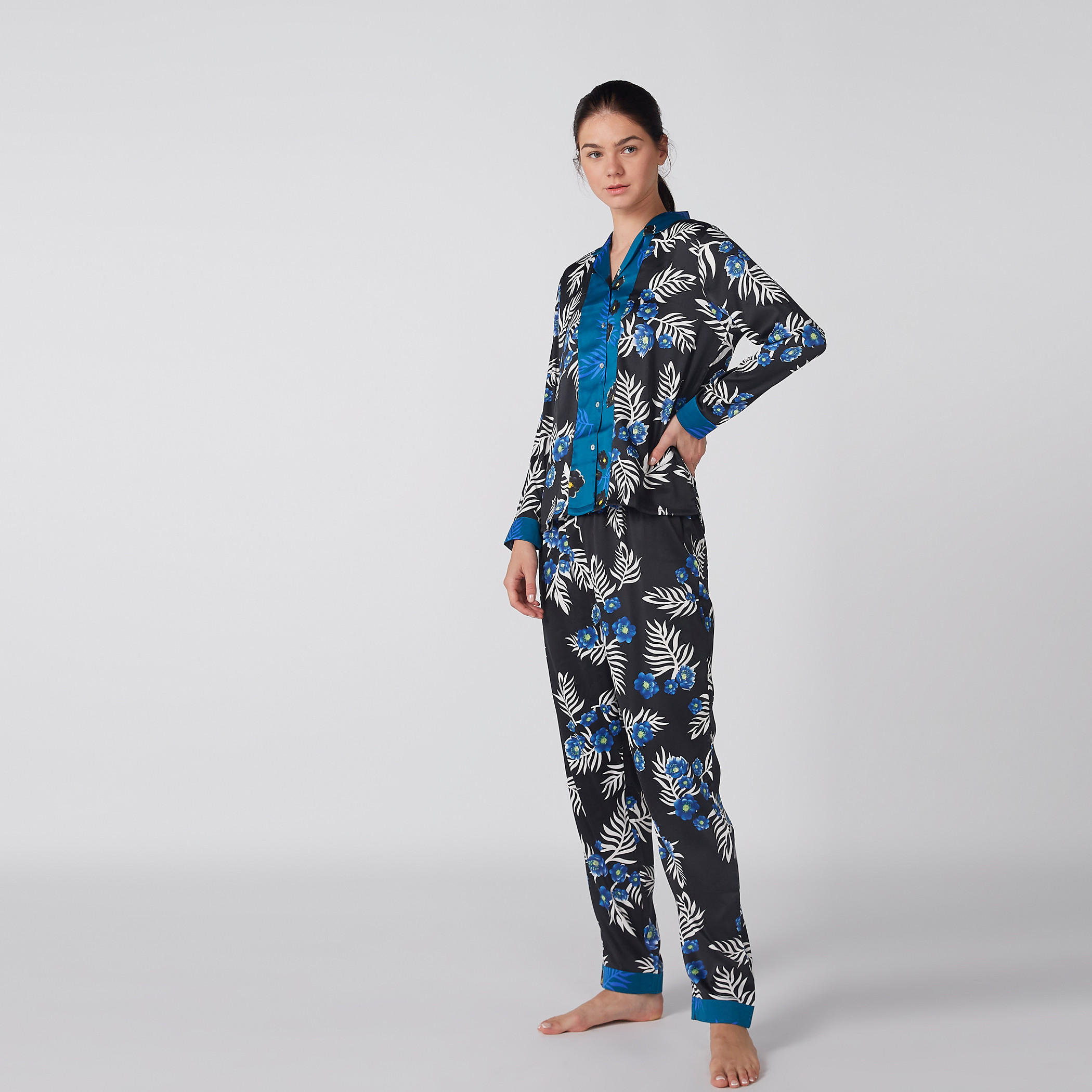 Printed Long Sleeves Shirt and Pyjama Set-women-clothing-nightwear-pyjamas-longsets-image-1