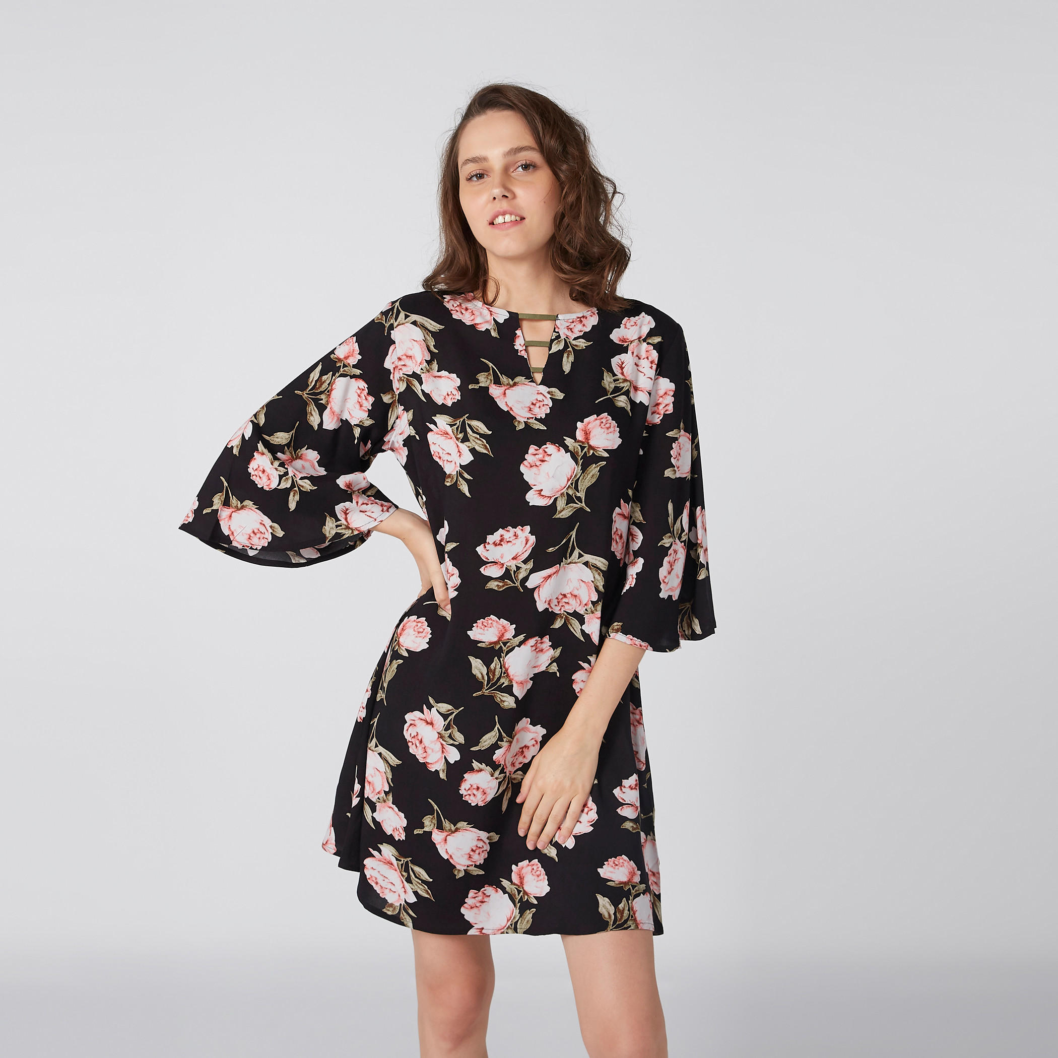 فستان متوسط الطول بياقة مستديرة وأكمام واسعة وفتحة - طقم من قطعتين-women-clothing-nightwear-nighties-image-2
