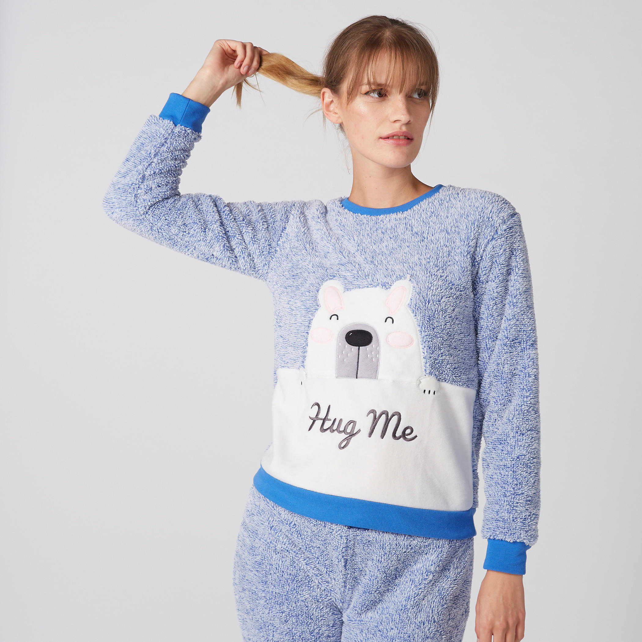 بنطال رياضي طويل مع سويت شيرت بياقة مستديرة-women-clothing-nightwear-pyjamas-longsets-image-1