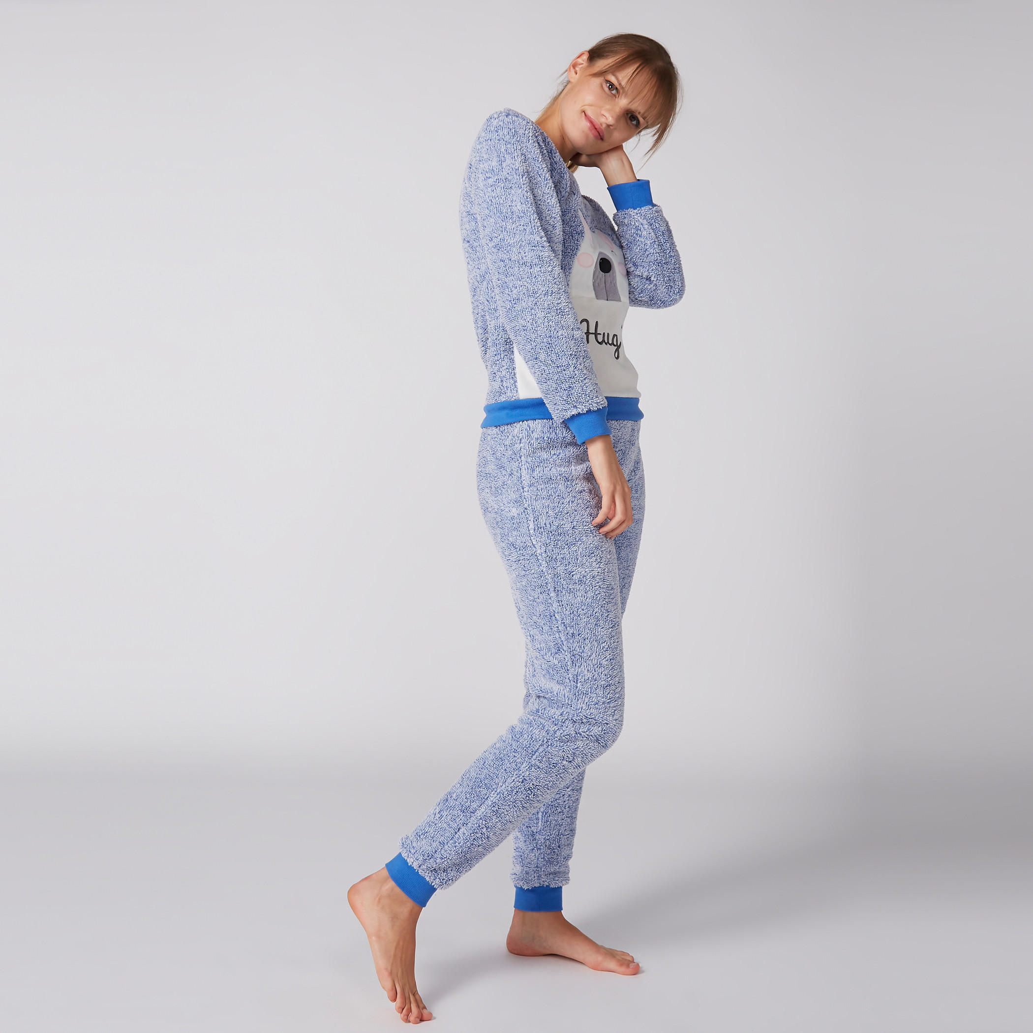 بنطال رياضي طويل مع سويت شيرت بياقة مستديرة-women-clothing-nightwear-pyjamas-longsets-image-3