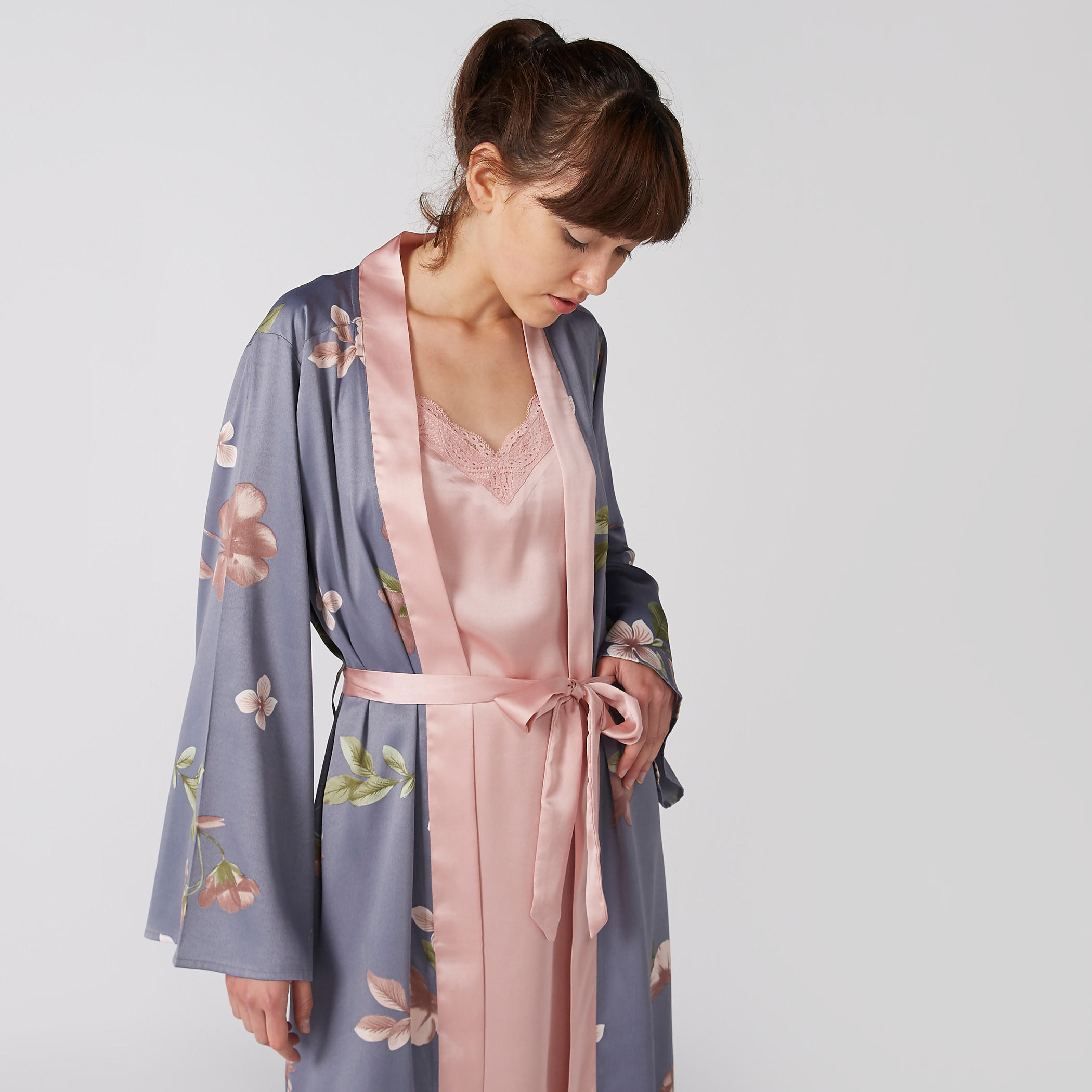 روب غرفة نوم برباط وطبعات أزهار-women-clothing-nightwear-pyjamas-longsets-image-5