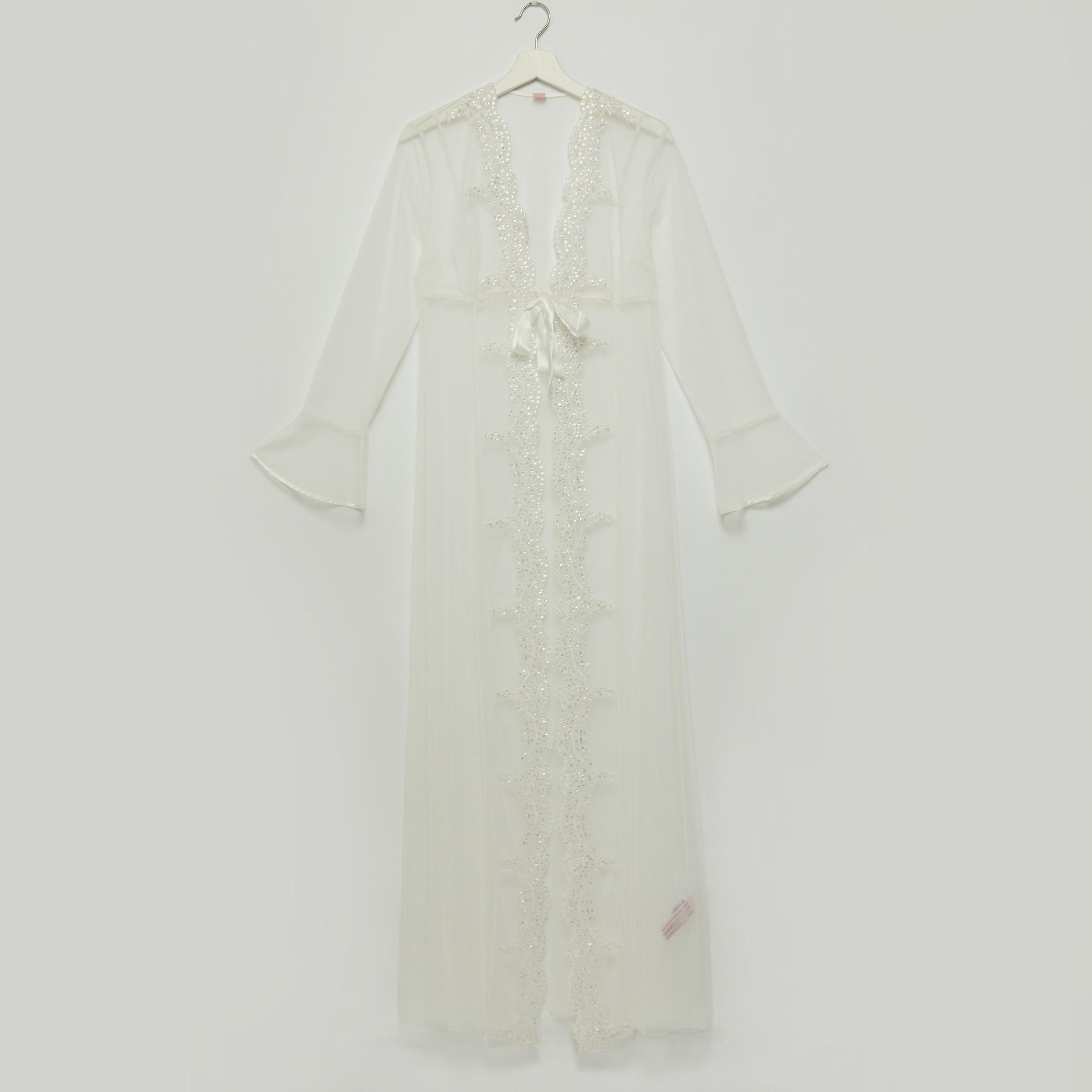 روب طويل بأكمام طويلة وتفاصيل دانتيل وأربطة-women-clothing-nightwear-nighties-image-1
