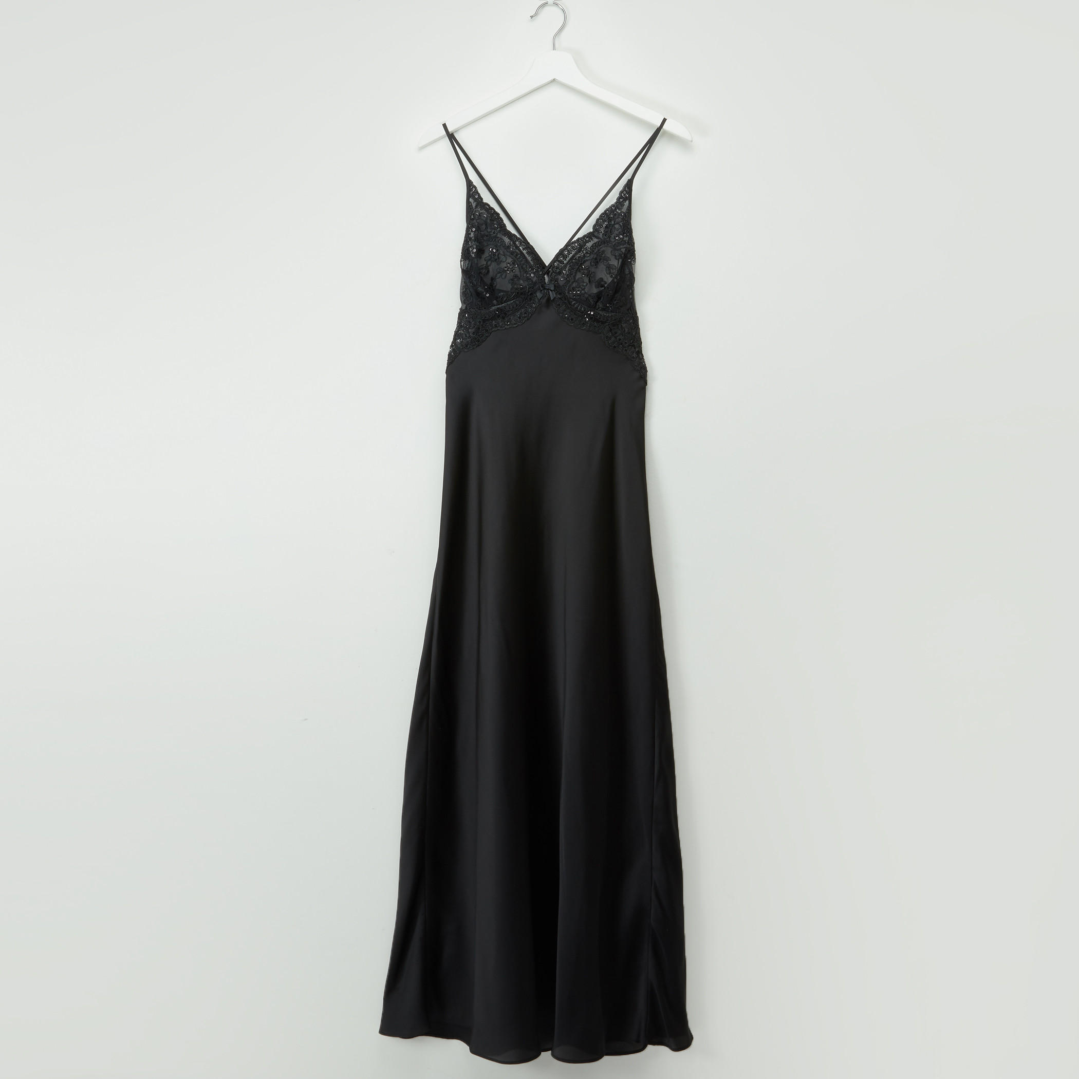 قميص نوم بياقة V وتفاصيل دانتيل-women-clothing-nightwear-nighties-image-1