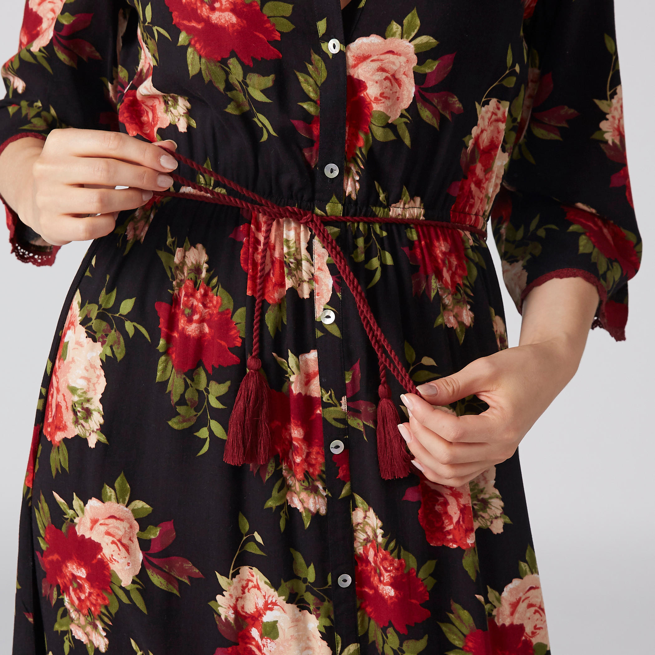 فستان طويل بأكمام 3/4 وأربطة وطبعات أزهار-women-clothing-nightwear-nighties-image-2