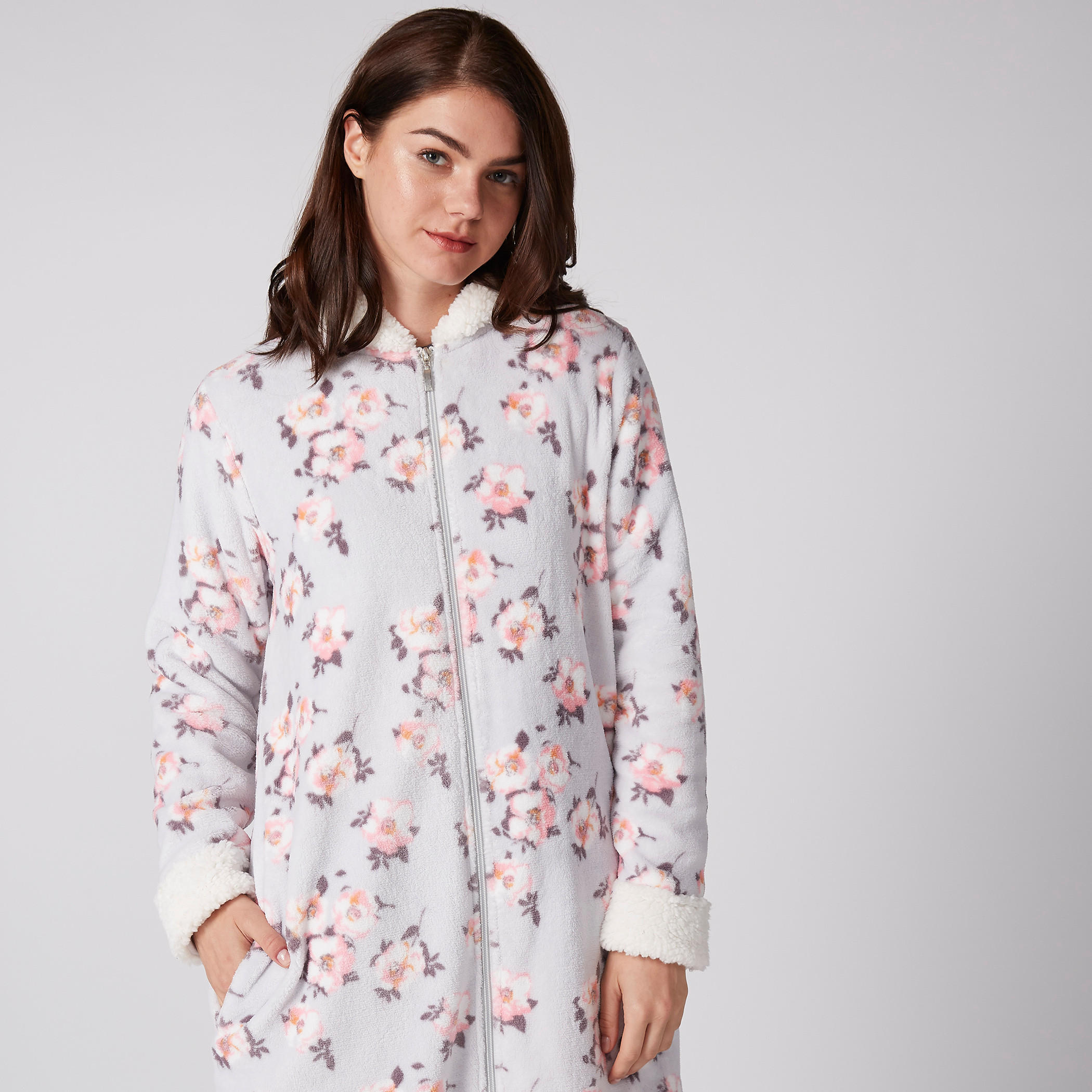 قميص نوم بأكمام طويلة وطبعات وجيوب وسحّاب إغلاق-women-clothing-nightwear-nighties-image-2