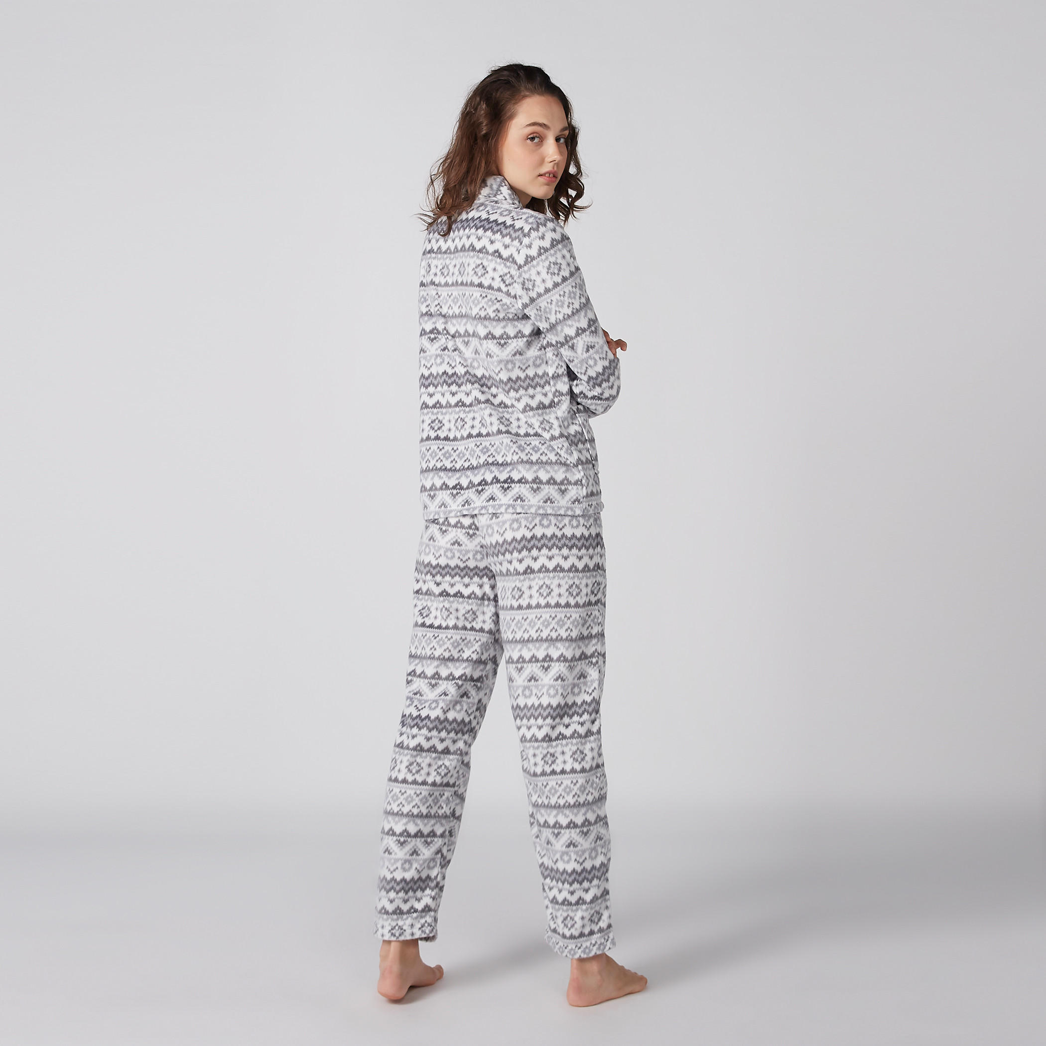 طقم بيجاما ذو نقش مطبوع وقميص بأكمام طويلة-women-clothing-nightwear-pyjamas-longsets-image-2