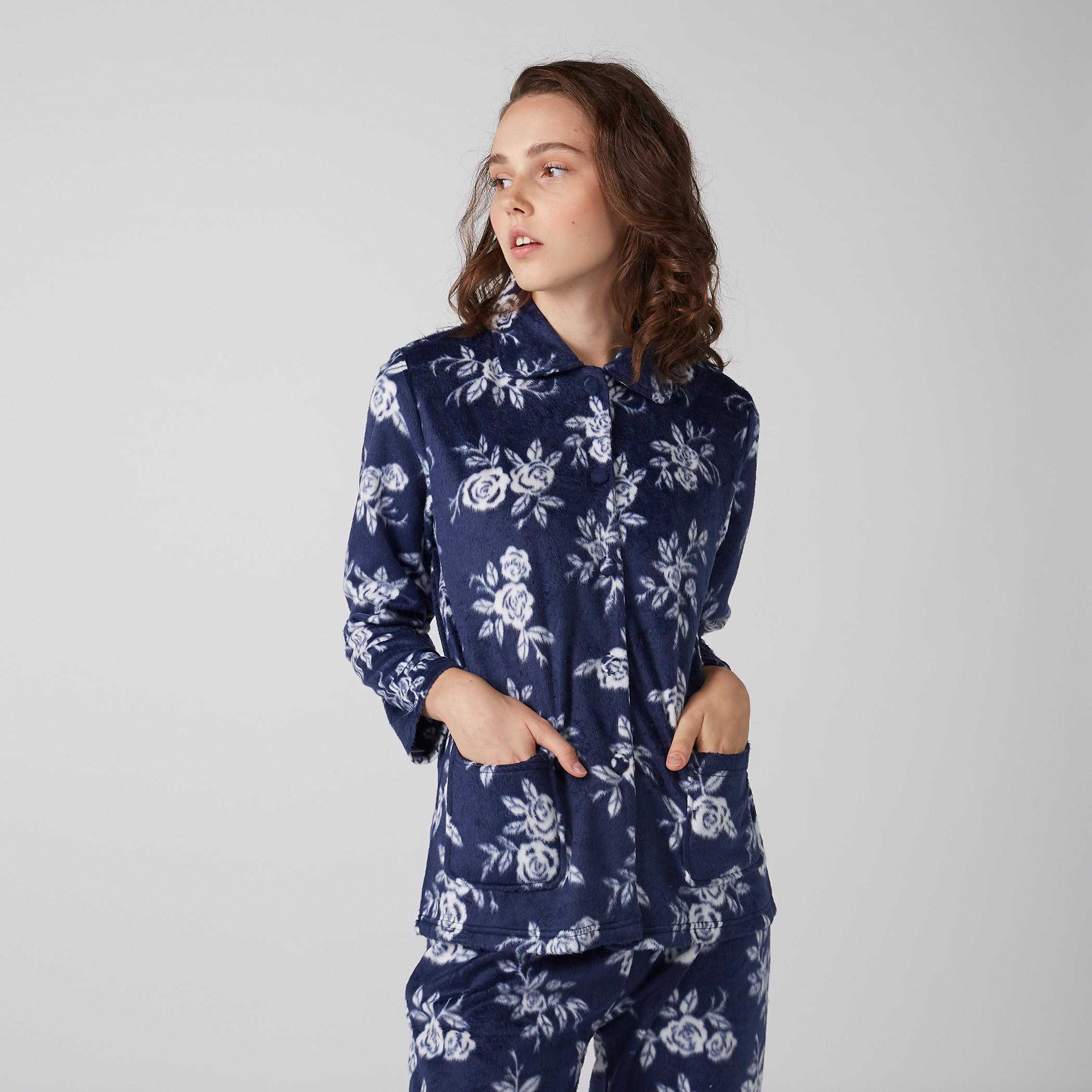 طقم بيجاما ذو نقش مطبوع وقميص بأكمام طويلة-women-clothing-nightwear-pyjamas-longsets-image-3