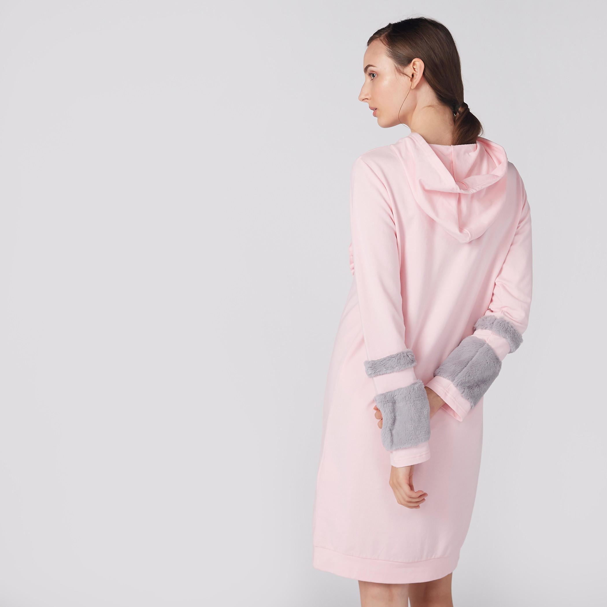 قميص نوم بقبّعة وأكمام طويلة وتزيينات ماري-women-clothing-nightwear-nighties-image-3