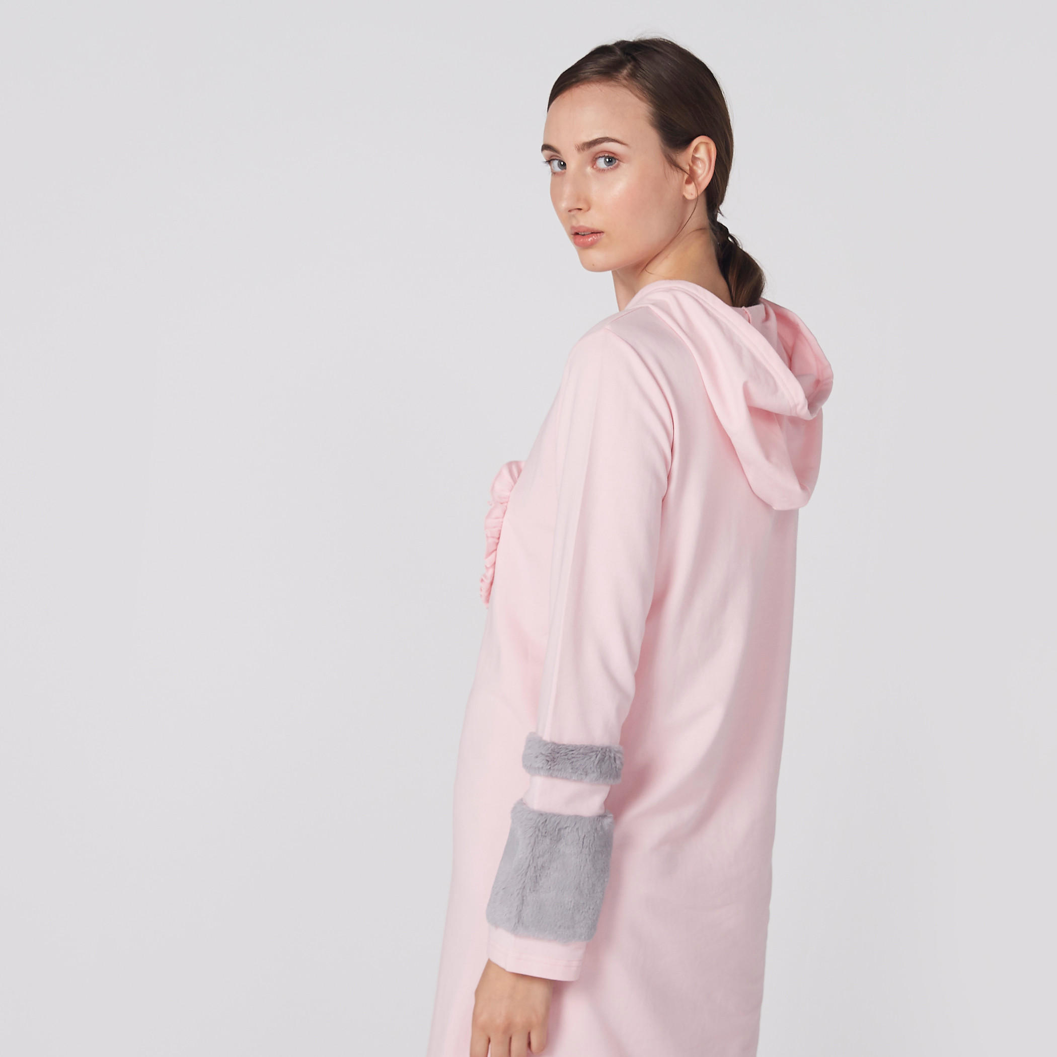 قميص نوم بقبّعة وأكمام طويلة وتزيينات ماري-women-clothing-nightwear-nighties-image-5