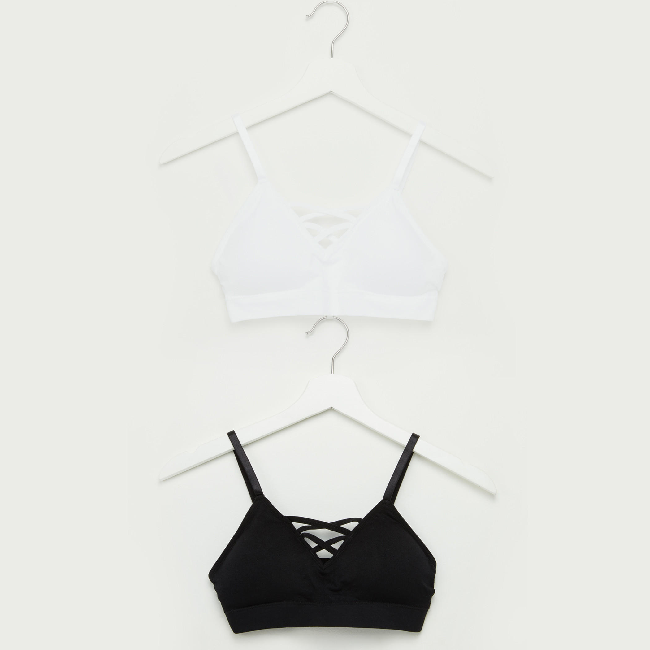 صدريّة بحمّالات قابلة للتعديل وحمّالة متقاطعة - طقم من قطعتين-women-clothing-lingerie-bras-image-1