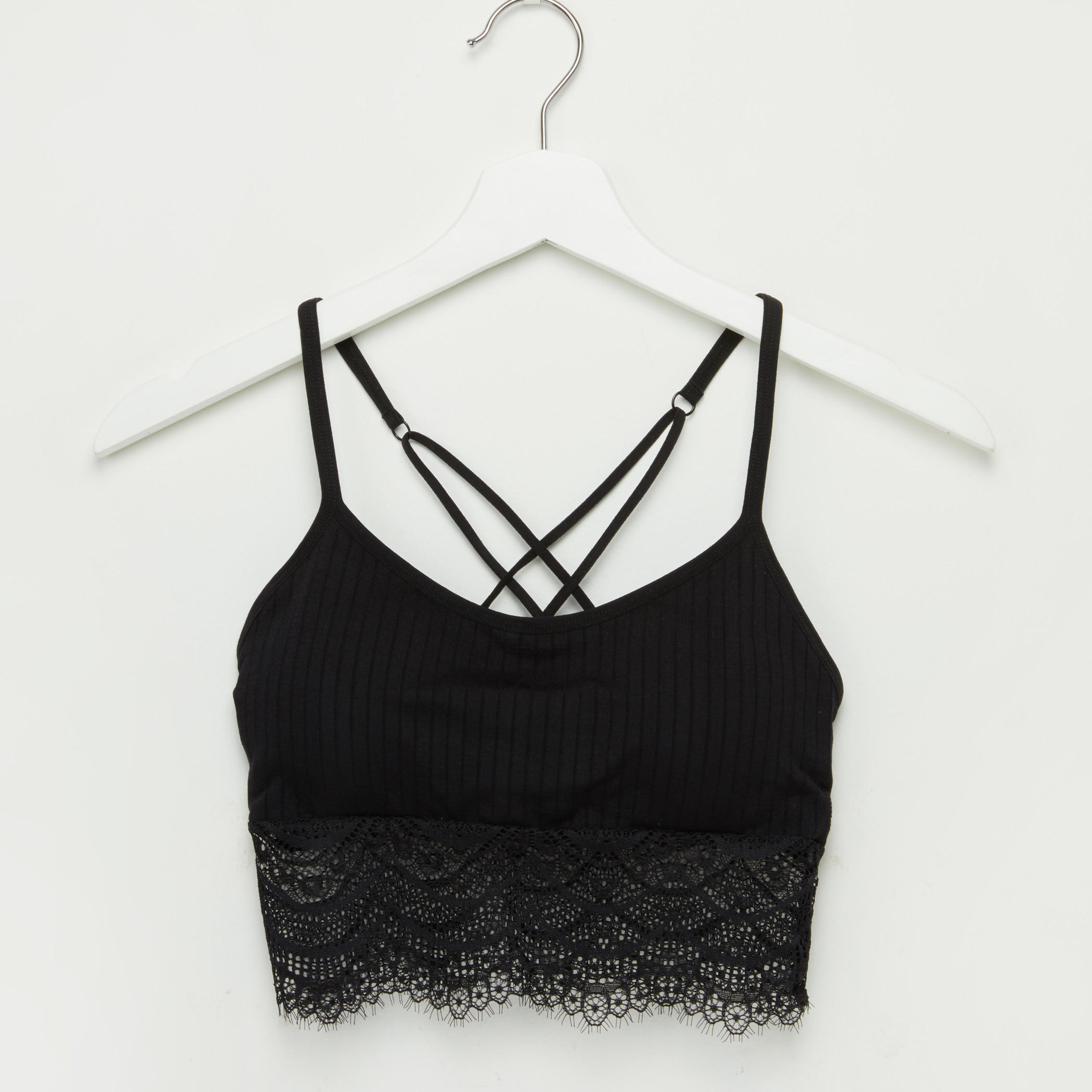 صدريّة بارزة الملمس بحمّالات متقاطعة وتفاصيل دانتيل - طقم من قطعتين-women-clothing-lingerie-bras-image-2