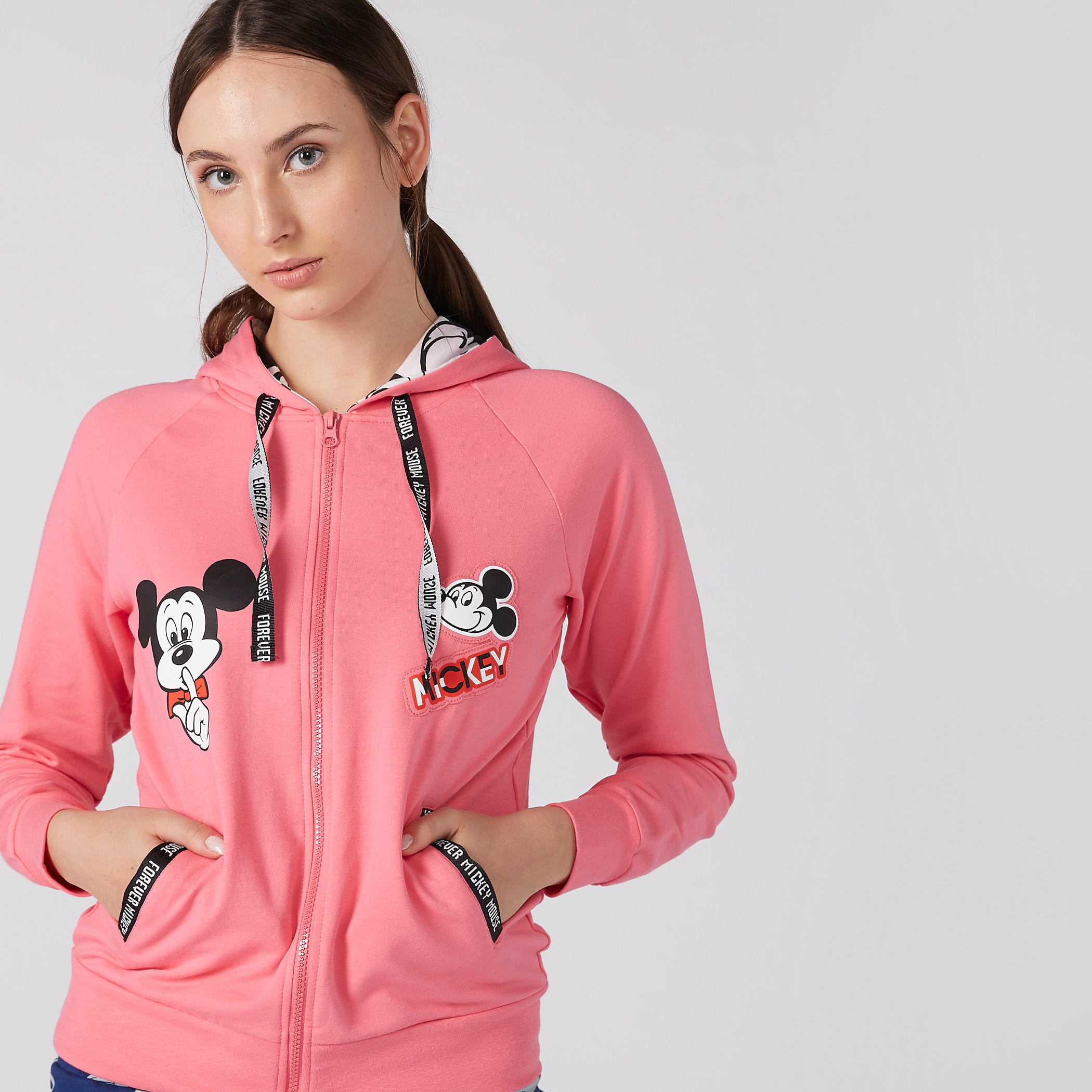 جاكيت بأكمام طويلة وسحّاب إغلاق وتزيينات ميكي ماوس-women-clothing-nightwear-pyjamas-tops-image-4