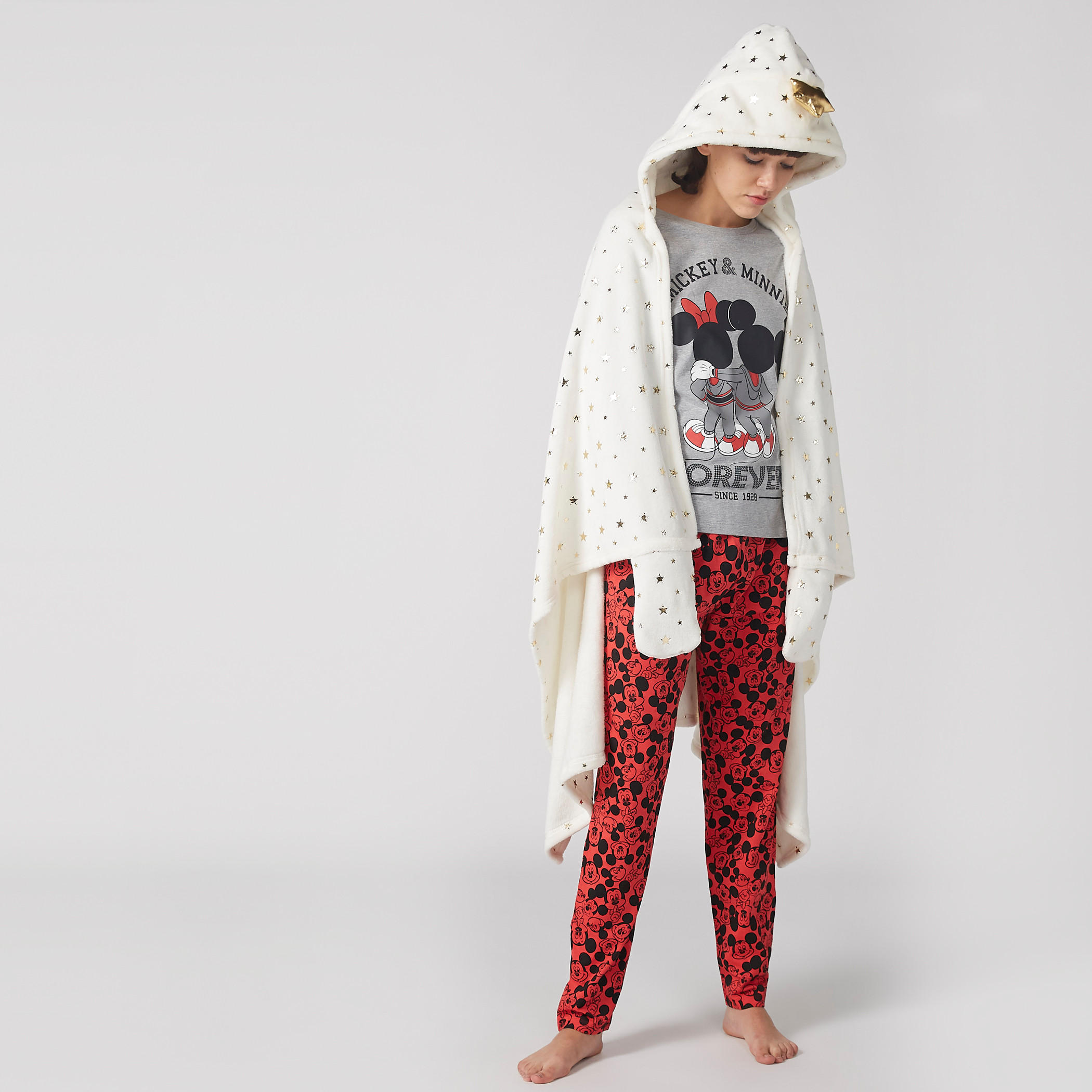 طقم بنطال بيجاما وتيشيرت بطبعات ميني وميكي ماوس-women-clothing-nightwear-pyjamas-longsets-image-3