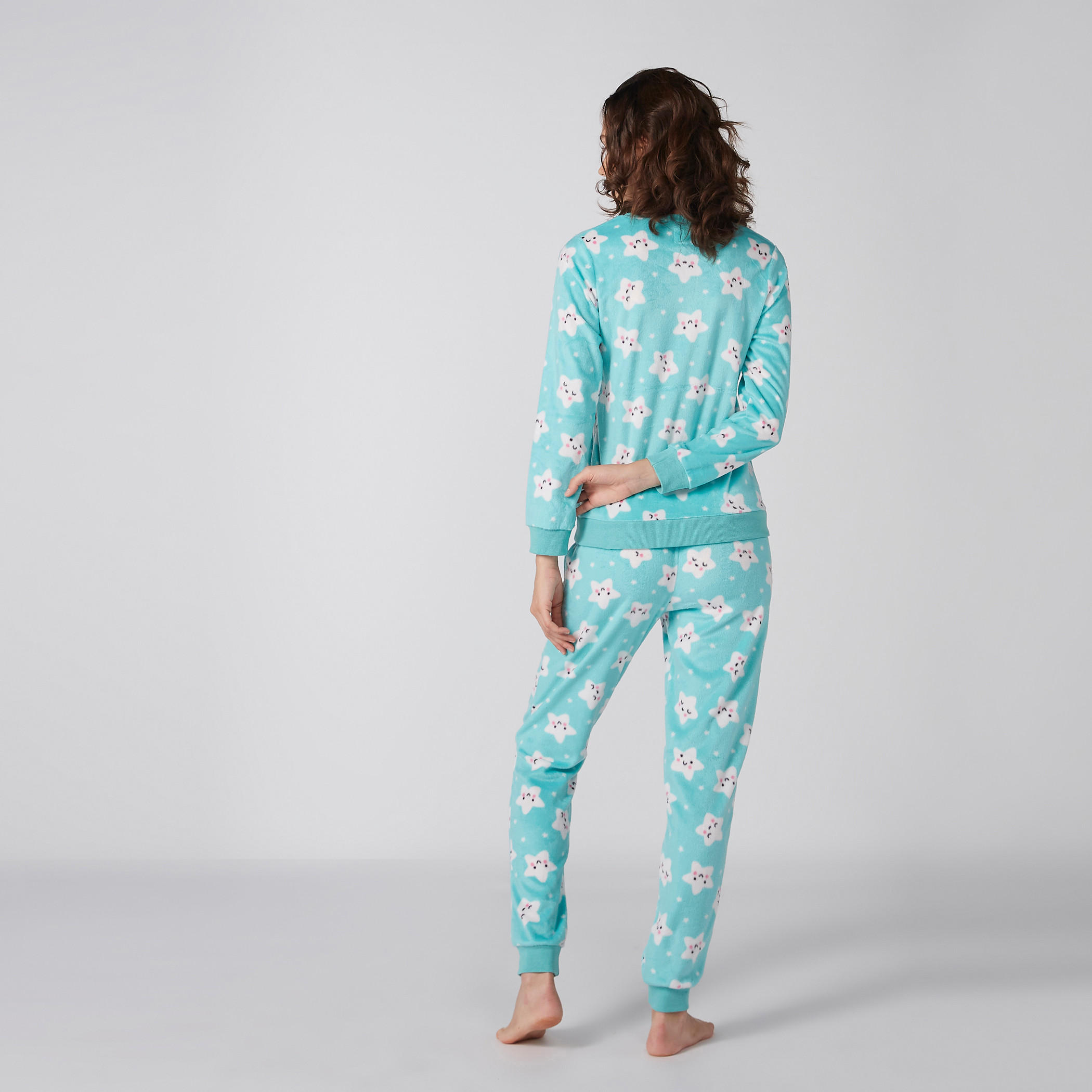 طقم بنطال وتيشيرت بأكمام طويلة وطبعات-women-clothing-nightwear-pyjamas-longsets-image-4
