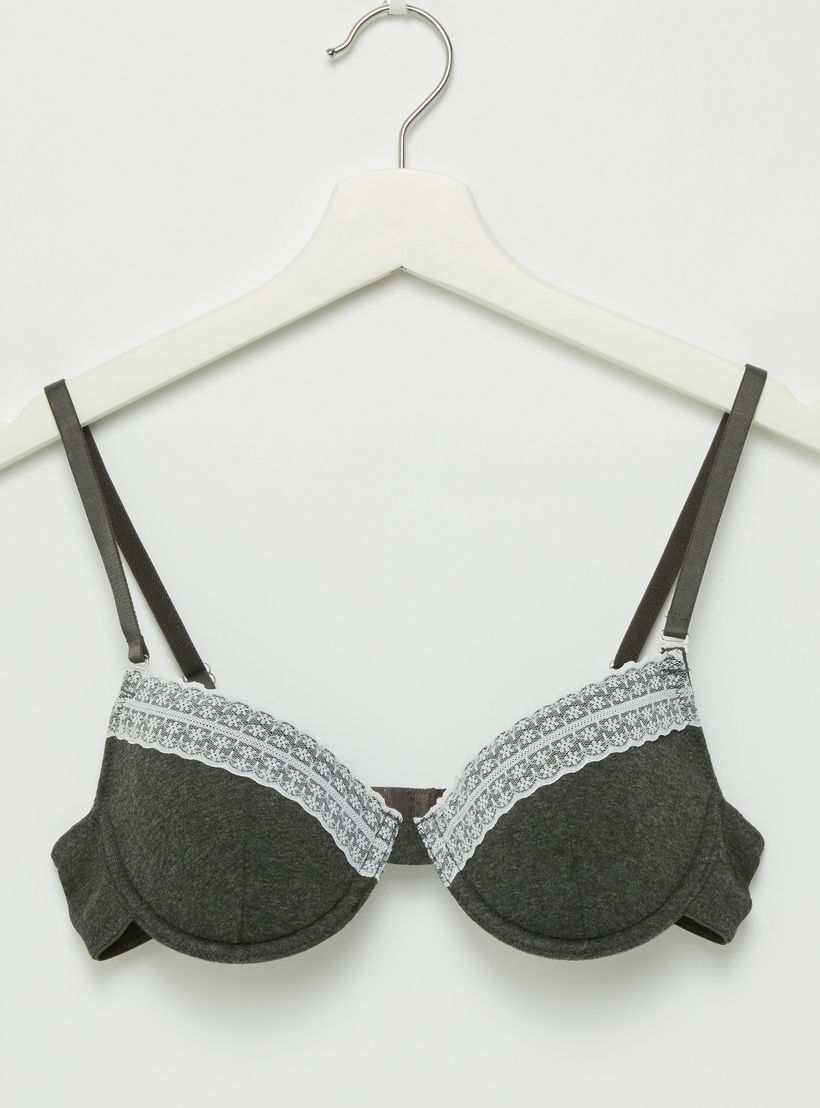 صدريّة تيشيرت بتفاصيل دانتيل ومشبك إغلاق - طقم من قطعتين-women-clothing-lingerie-bras-image-4
