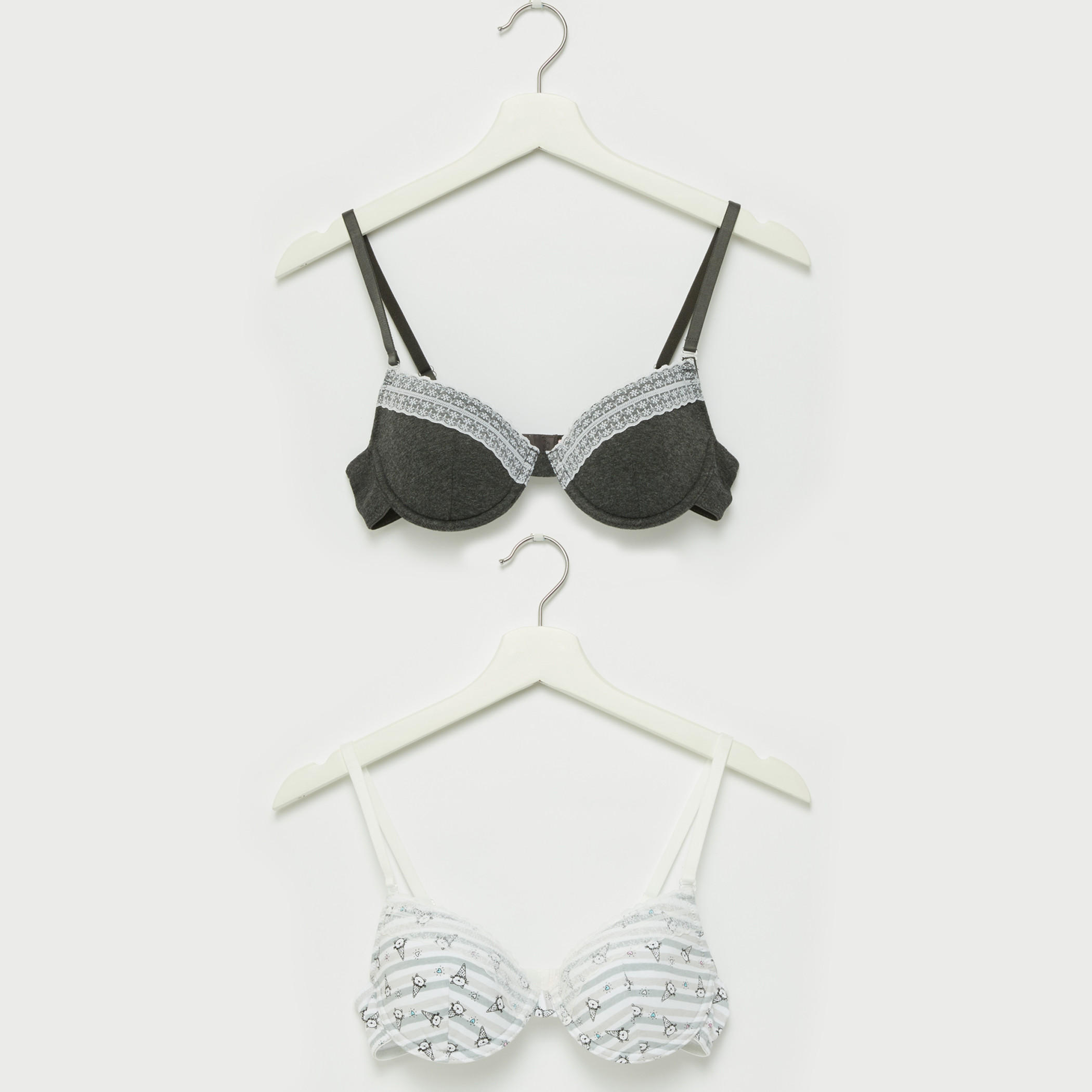 صدريّة تيشيرت بتفاصيل دانتيل ومشبك إغلاق - طقم من قطعتين-women-clothing-lingerie-bras-image-1