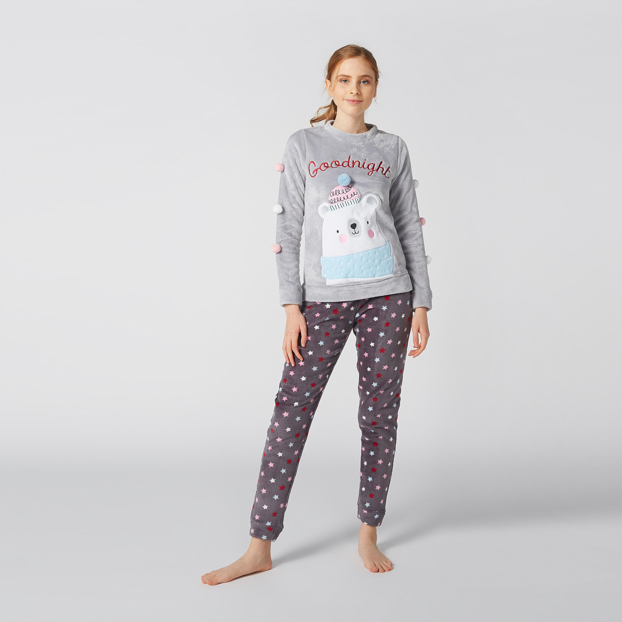 طقم سويت شيرت بتفاصيل بوم بوم مع بنطال بيجاما-women-clothing-nightwear-pyjamas-longsets-image-2