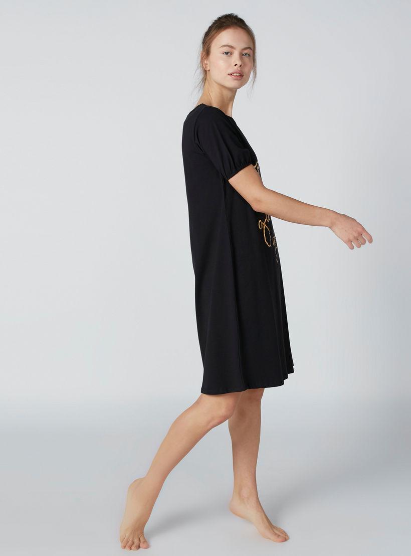 قميص نوم بياقة قارب وأكمام قصيرة وطبعات - طقم من قطعتين-women-clothing-nightwear-nighties-image-4
