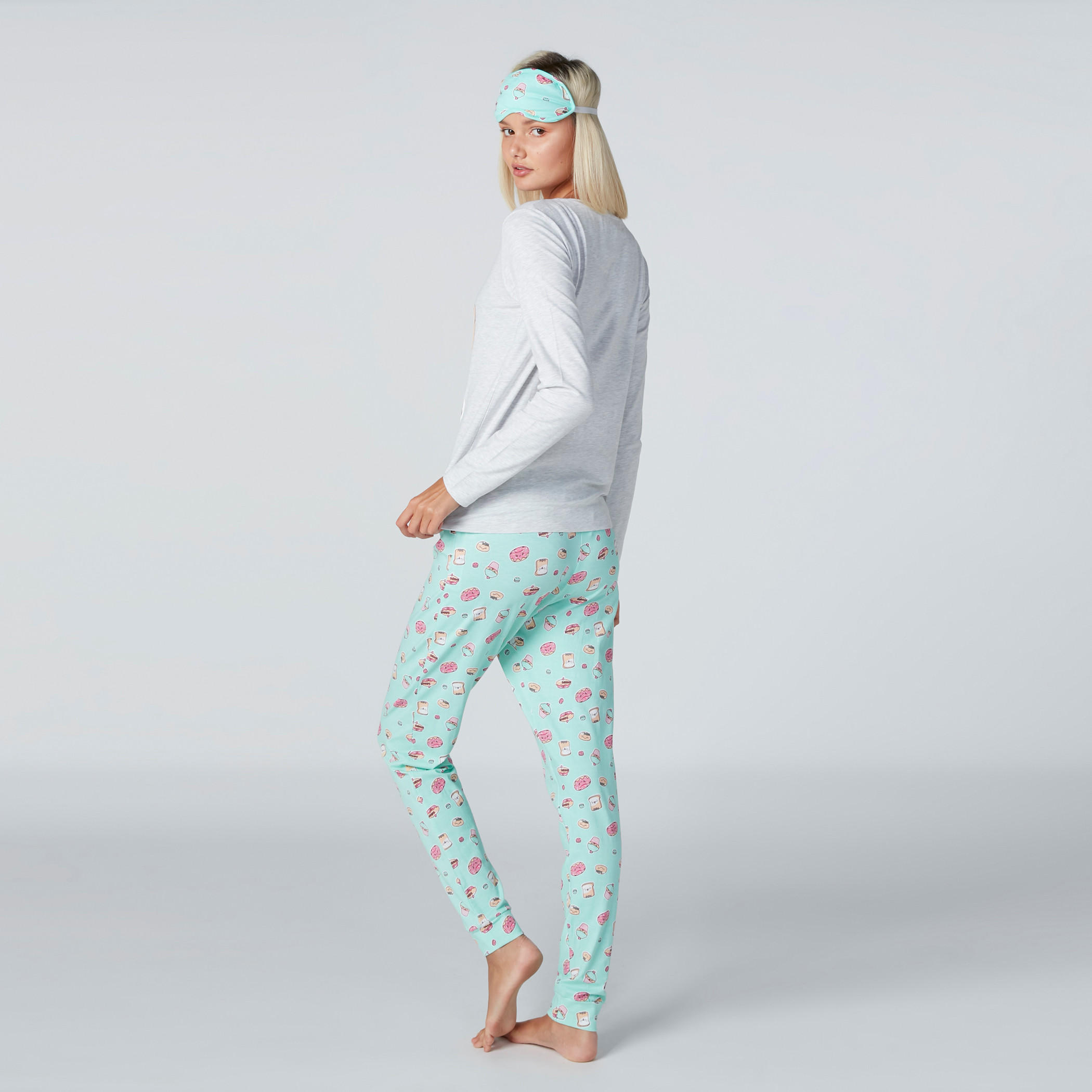 طقم ملابس نوم 3 قطع بطبعات-women-clothing-nightwear-pyjamas-longsets-image-3