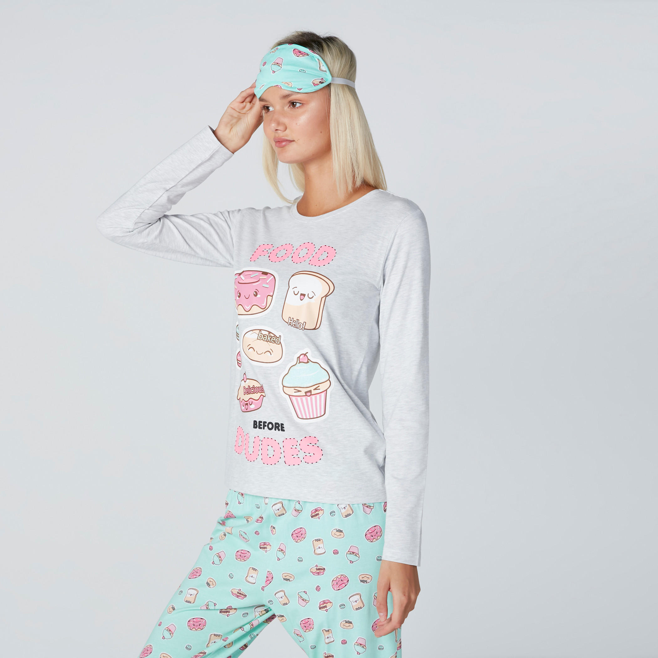 طقم ملابس نوم 3 قطع بطبعات-women-clothing-nightwear-pyjamas-longsets-image-2