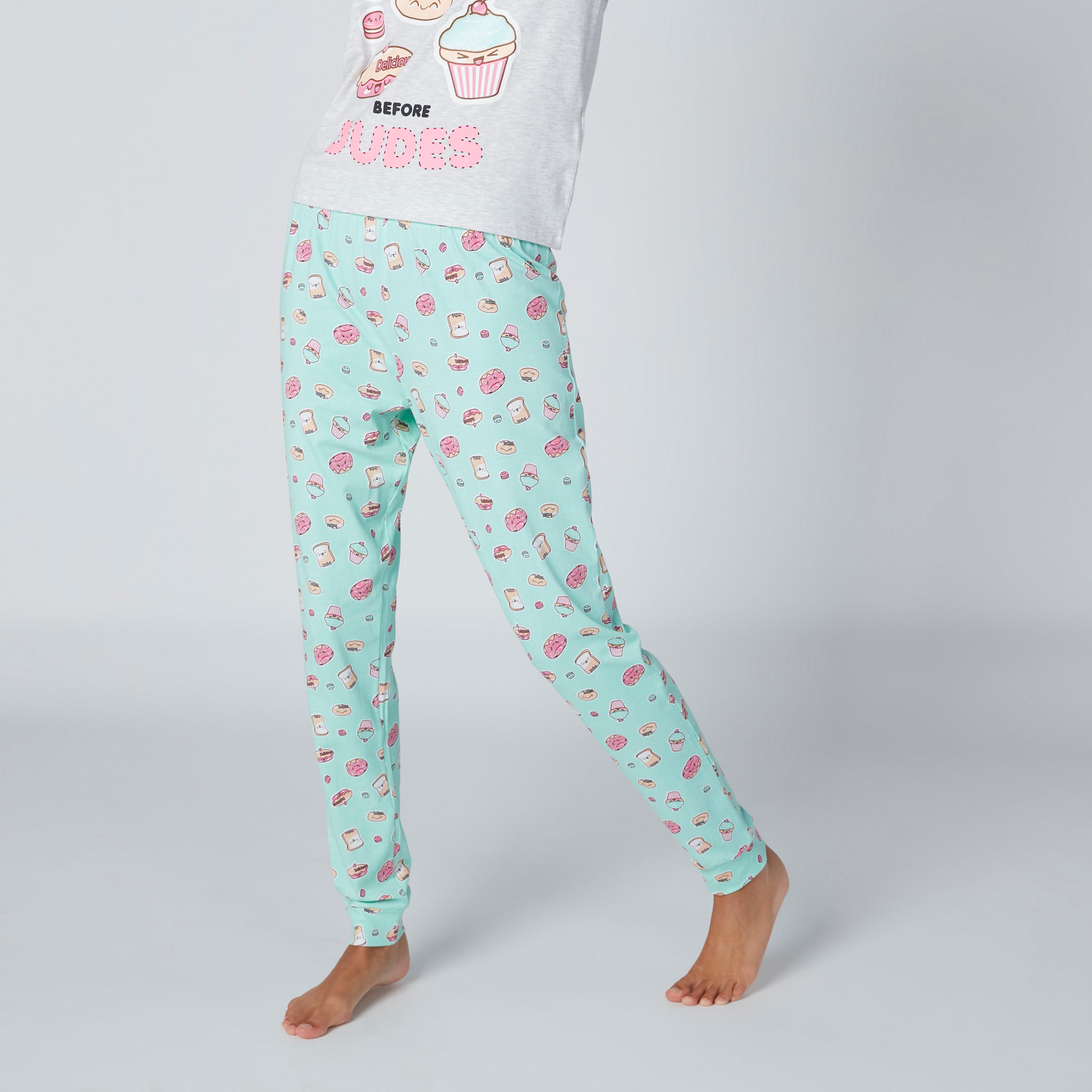 طقم ملابس نوم 3 قطع بطبعات-women-clothing-nightwear-pyjamas-longsets-image-1