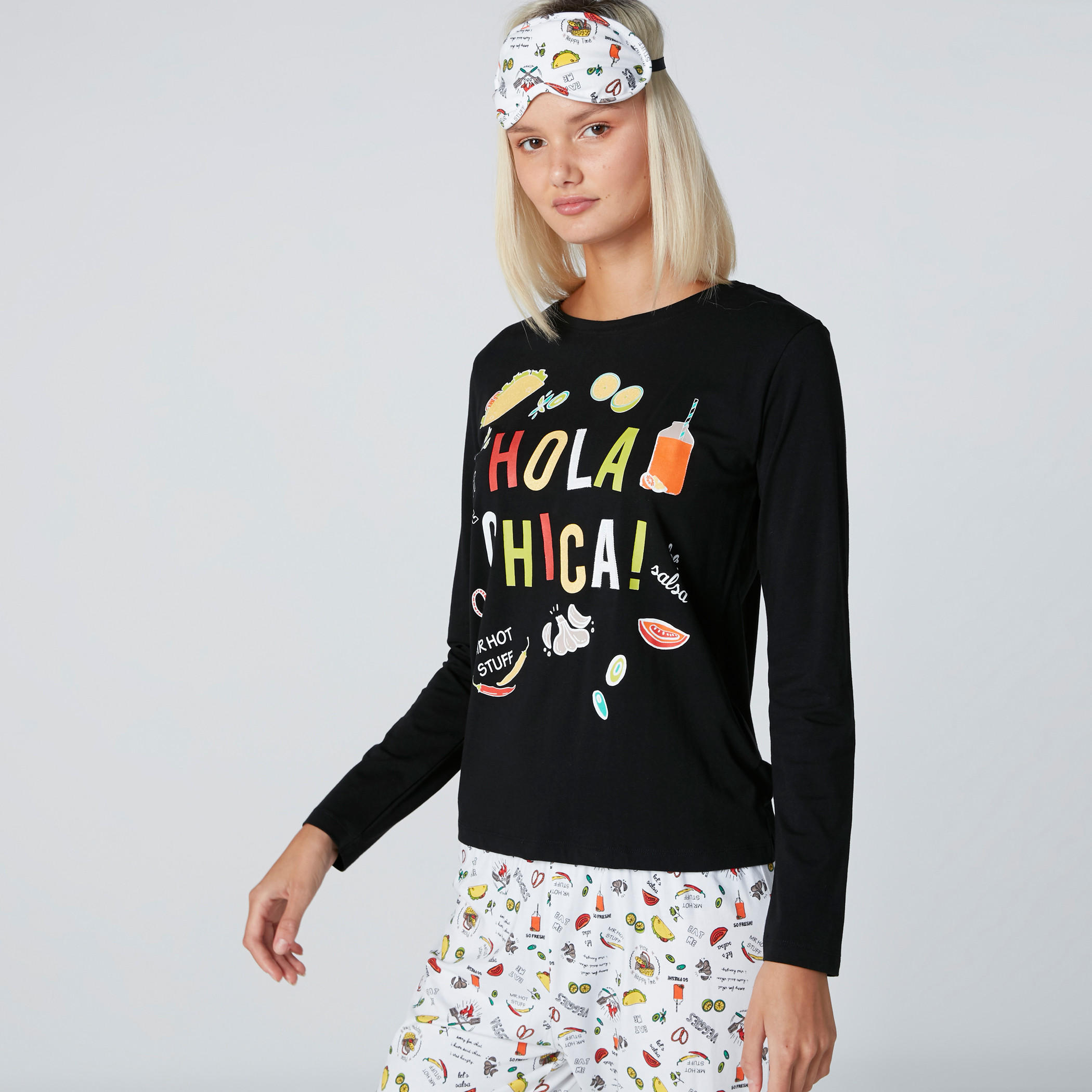 طقم بيجاما منقوش من بنطال وتيشيرت بياقة مستديرة-women-clothing-nightwear-pyjamas-longsets-image-2