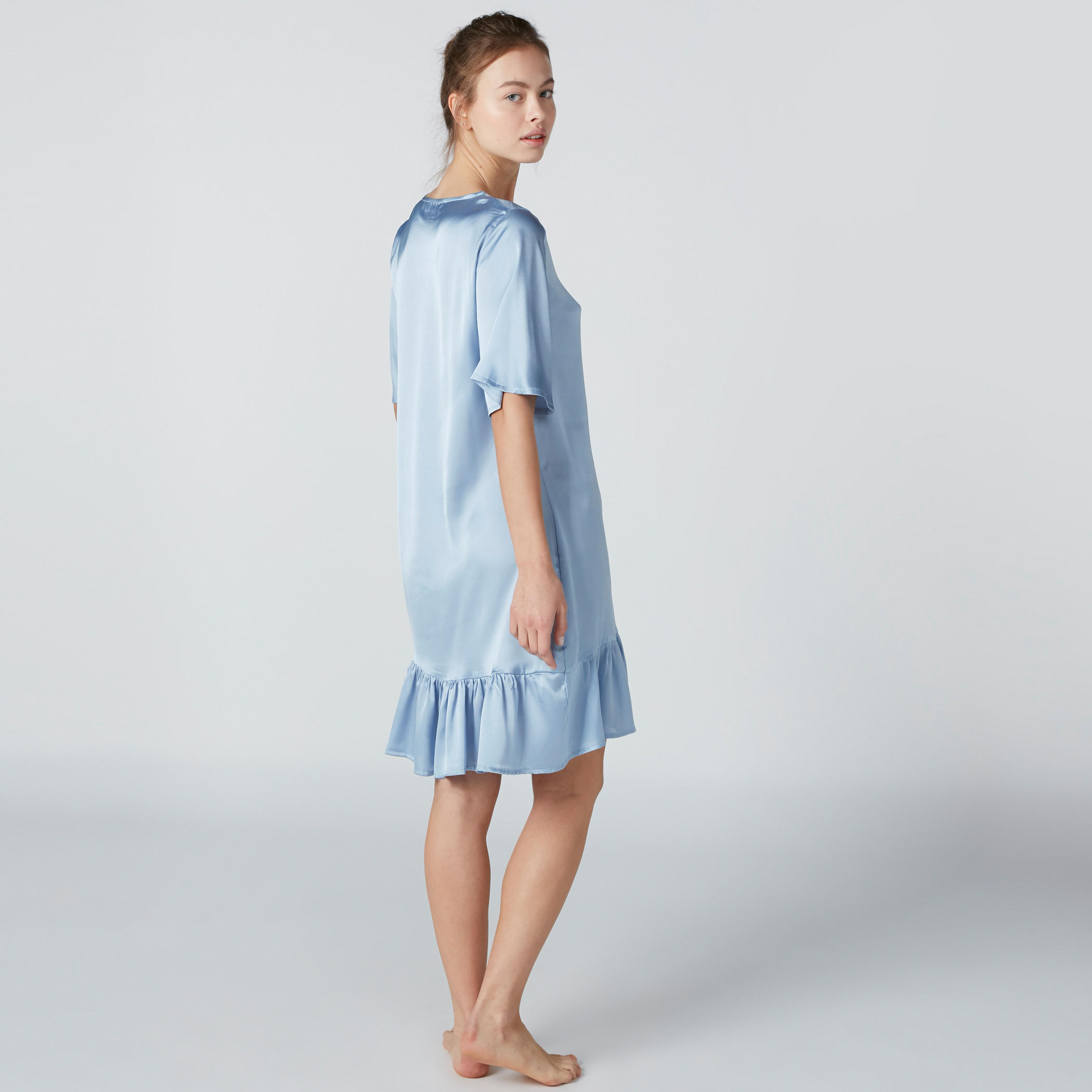 قميص نوم متوسط الطول بياقة V وأكمام واسعة - طقم من قطعتين-women-clothing-nightwear-nighties-image-9