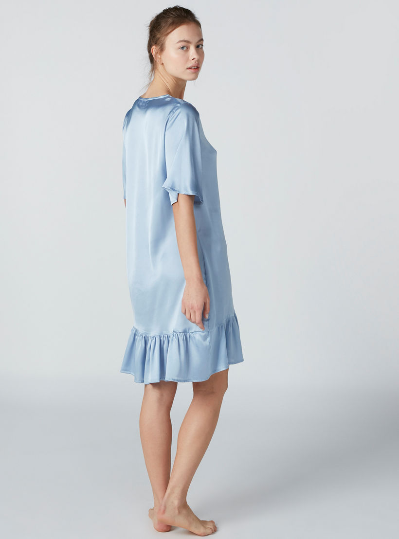 قميص نوم متوسط الطول بياقة V وأكمام واسعة - طقم من قطعتين-women-clothing-nightwear-nighties-image-9