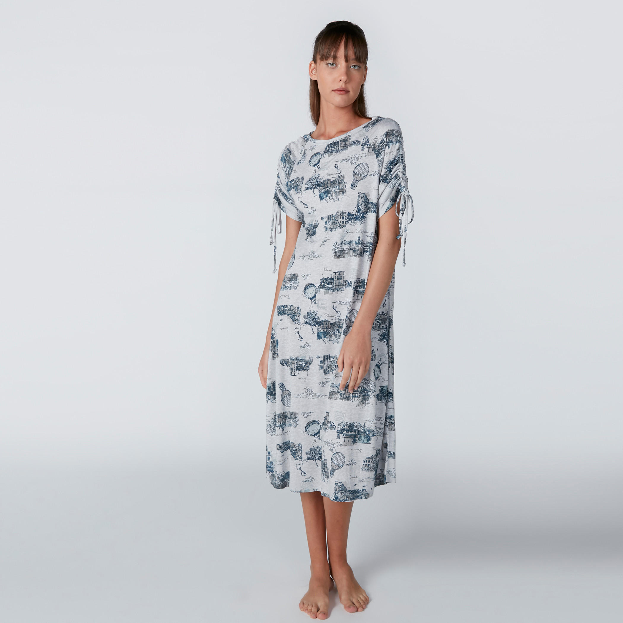 قميص نوم بأكمام مغايرة وطبعات ودرزات-women-clothing-nightwear-nighties-image-3