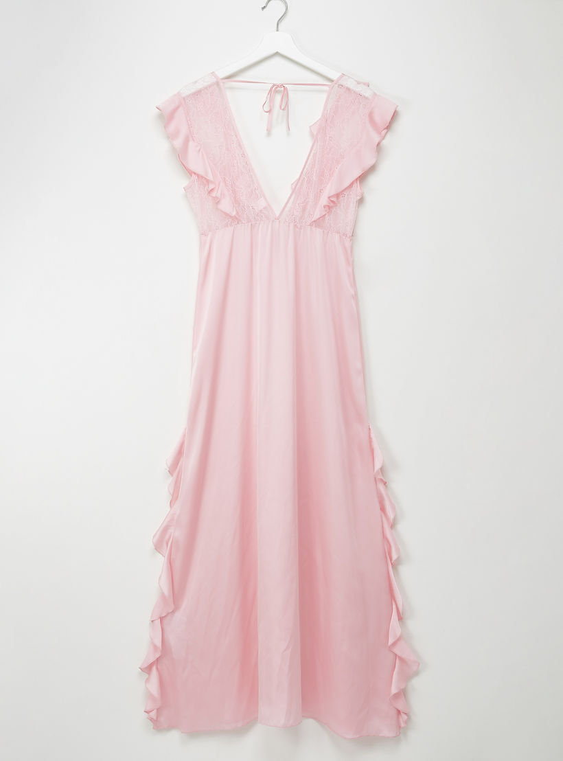 قميص نوم طويل بأربطة وتفاصيل كشكش ودانتيل-women-clothing-nightwear-nighties-image-1