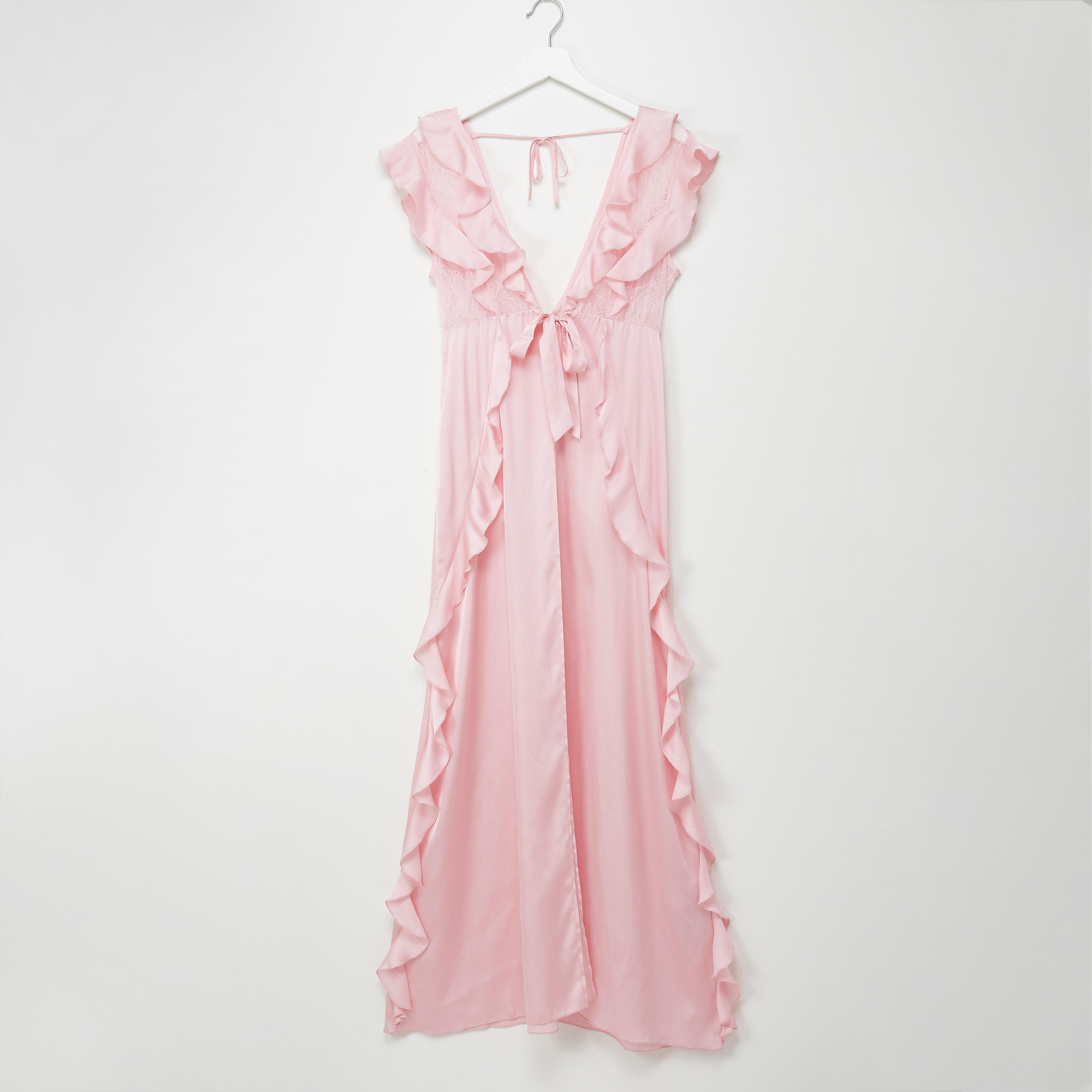قميص نوم طويل بأربطة وتفاصيل كشكش ودانتيل-women-clothing-nightwear-nighties-image-3