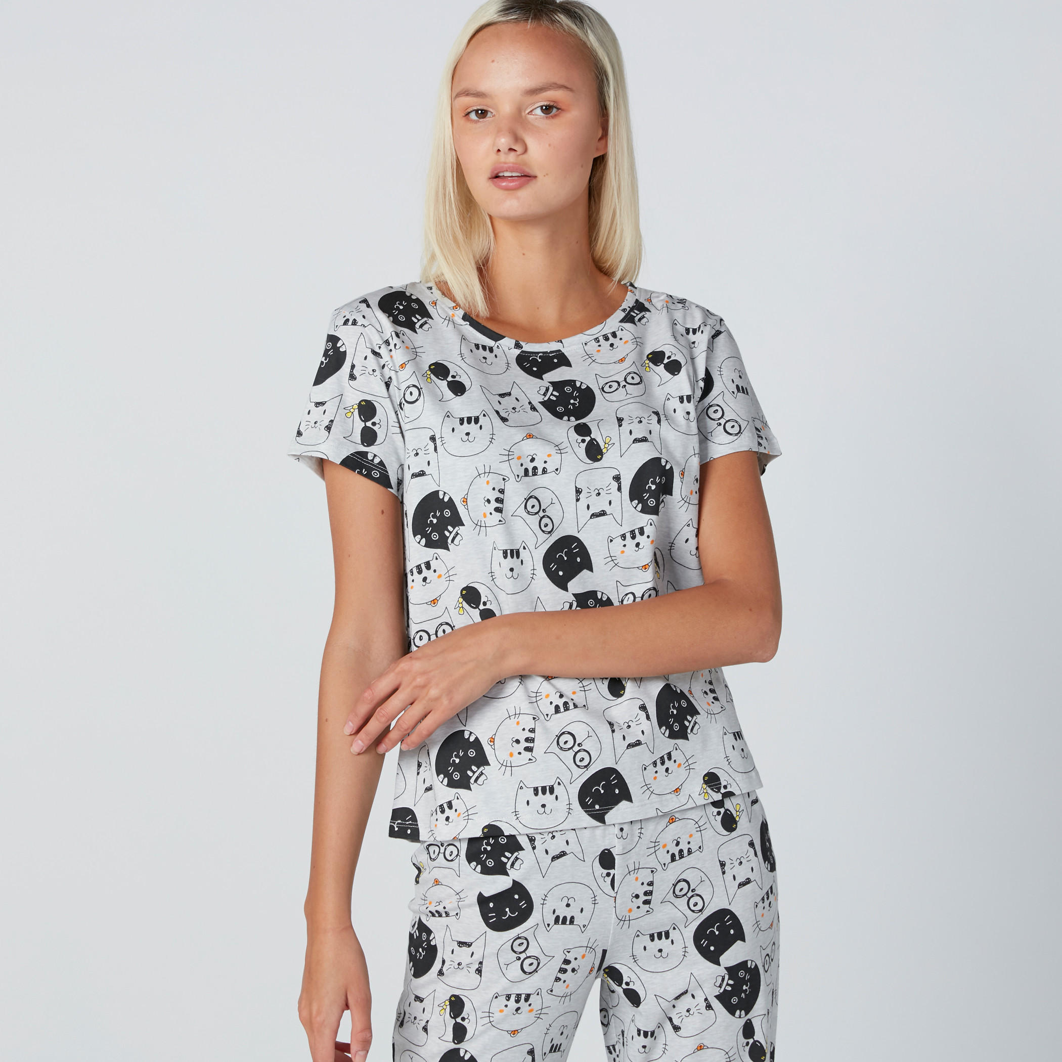 Printed Round Neck T-Shirt and Pyjama Set-women-clothing-nightwear-pyjamas-longsets-image-2