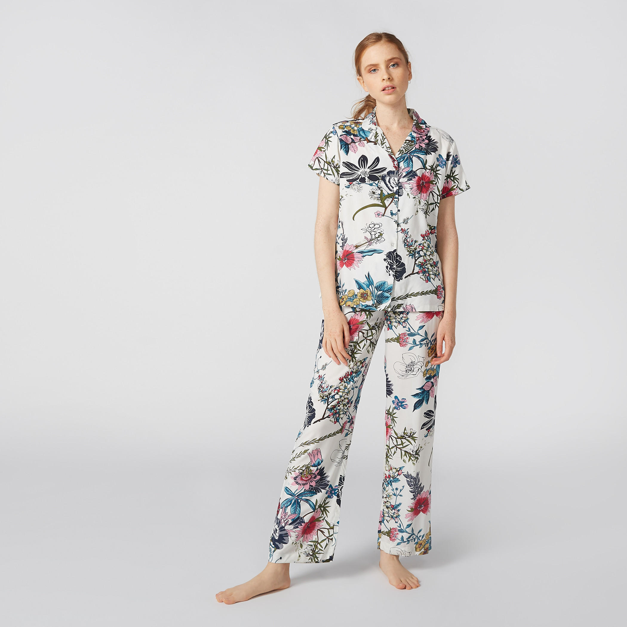 طقم بنطال بيجاما وقميص بأكمام قصيرة وطبعات-women-clothing-nightwear-pyjamas-longsets-image-2