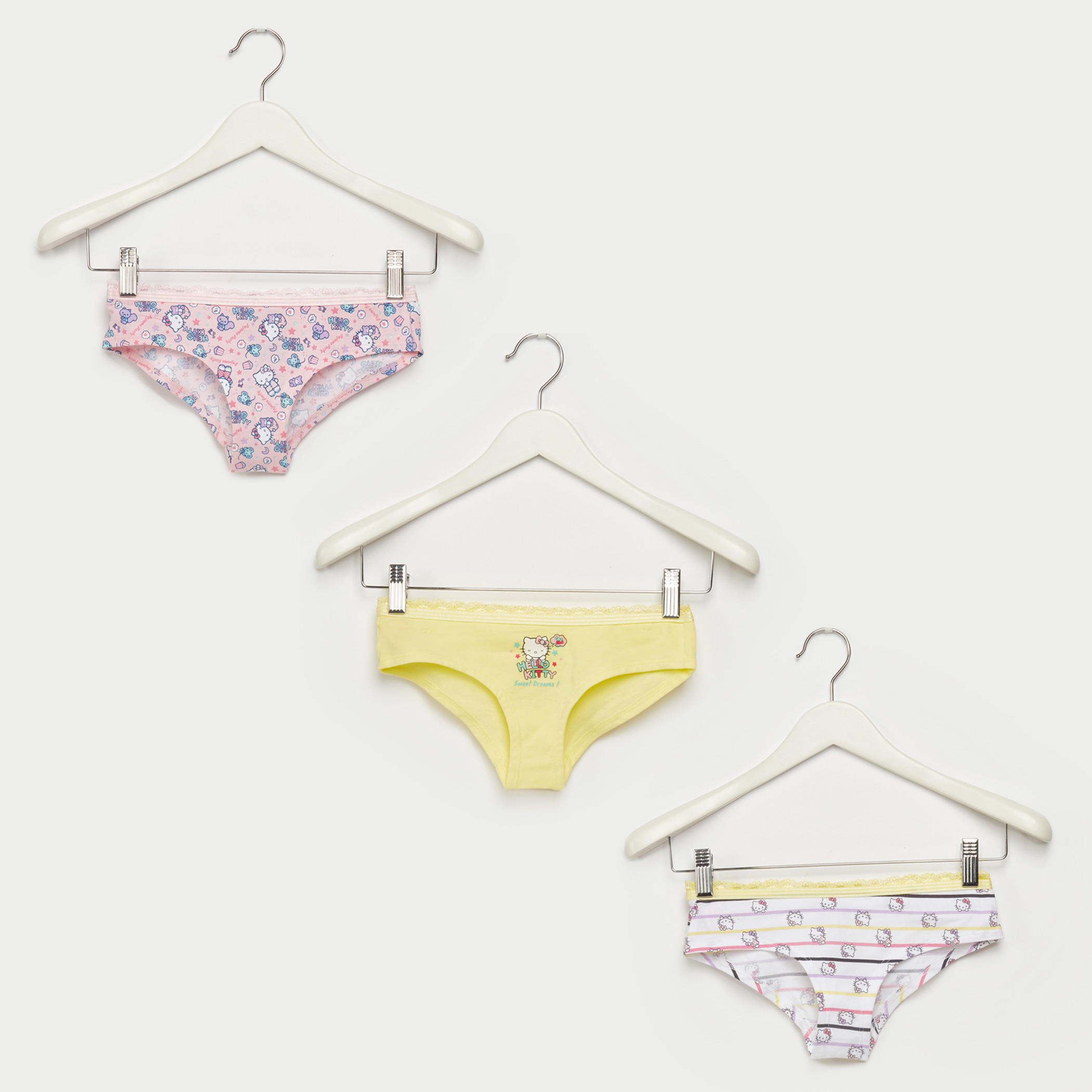سراويل داخلية بتفاصيل دانتيل وطبعات هالو كيتي - طقم من 3 قطع-women-clothing-lingerie-panties-image-1