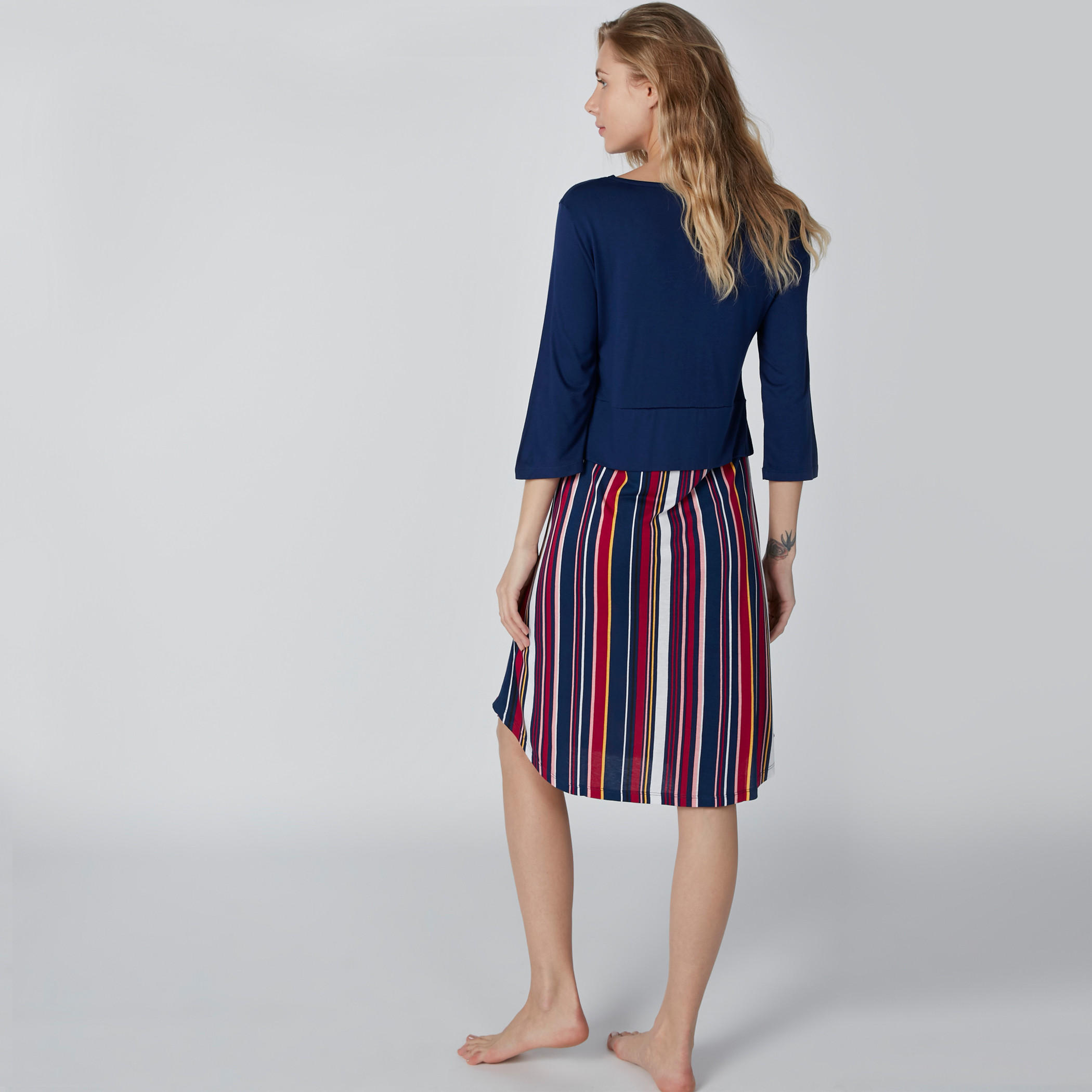 فستان بياقة مستديرة وكشكش على الخصر وأكمام 3/4-women-clothing-nightwear-nighties-image-2