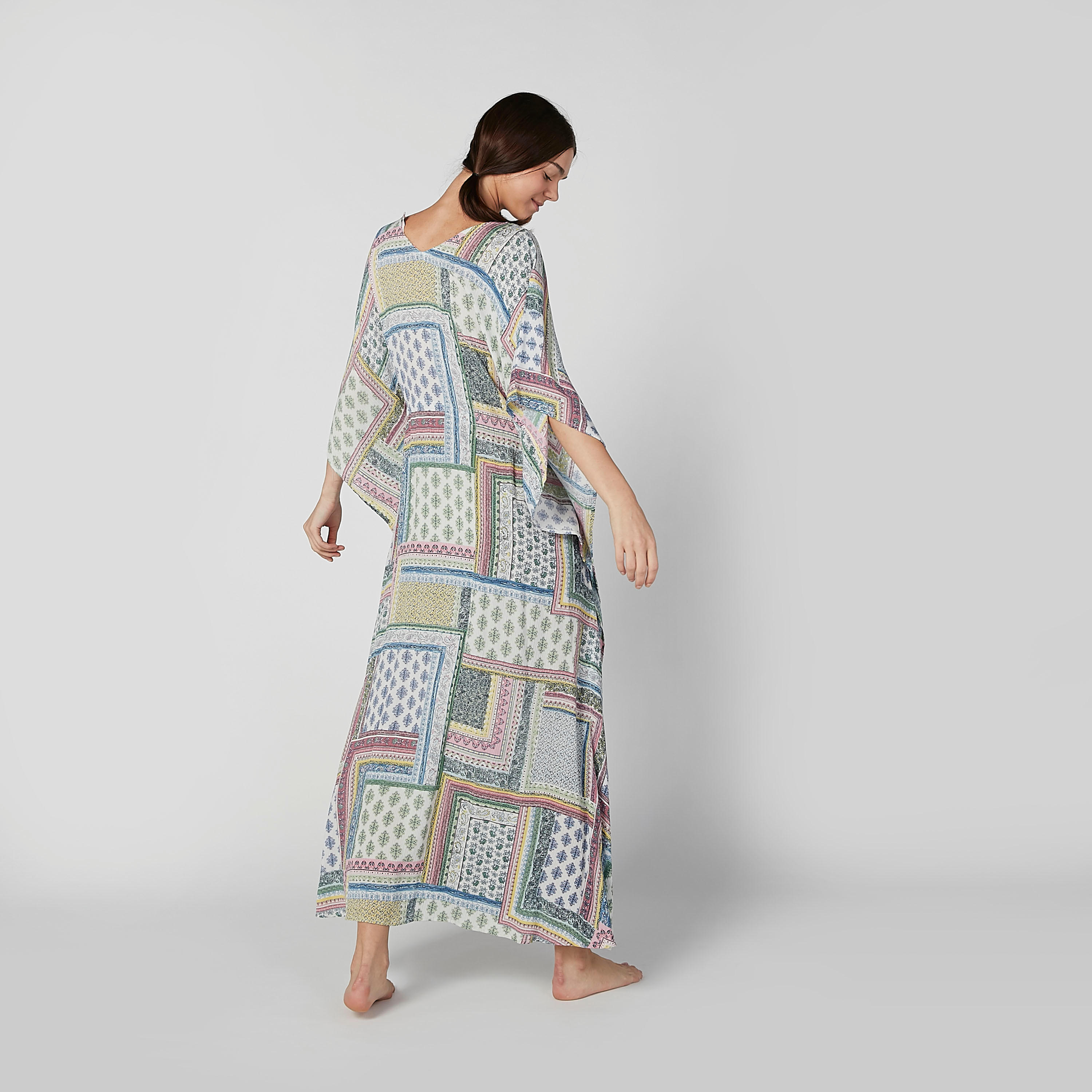 قميص نوم قفطان طويل بأكمام 3/4 وطبعات-women-clothing-nightwear-nighties-image-4