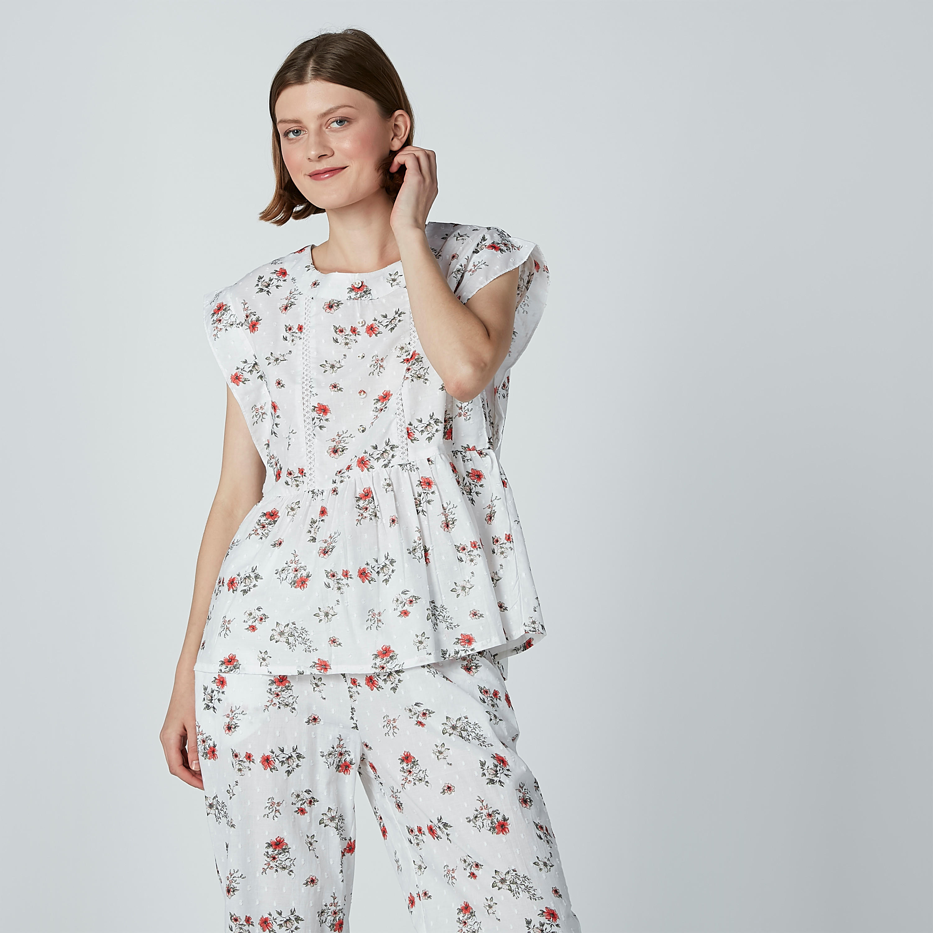 Printed Sleeveless Top with Pocket Detail Capris-women-clothing-nightwear-pyjamas-longsets-image-2