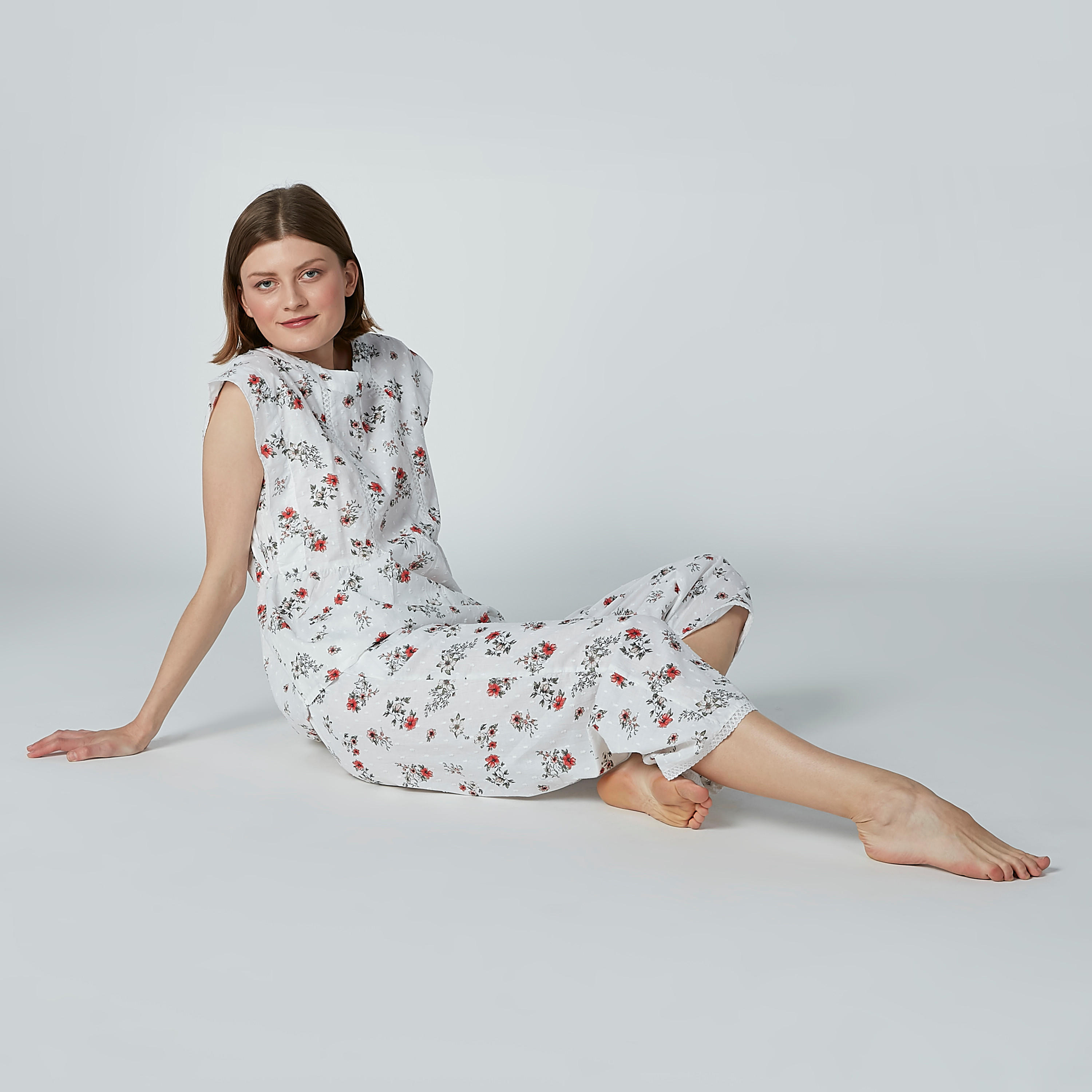 Printed Sleeveless Top with Pocket Detail Capris-women-clothing-nightwear-pyjamas-longsets-image-3