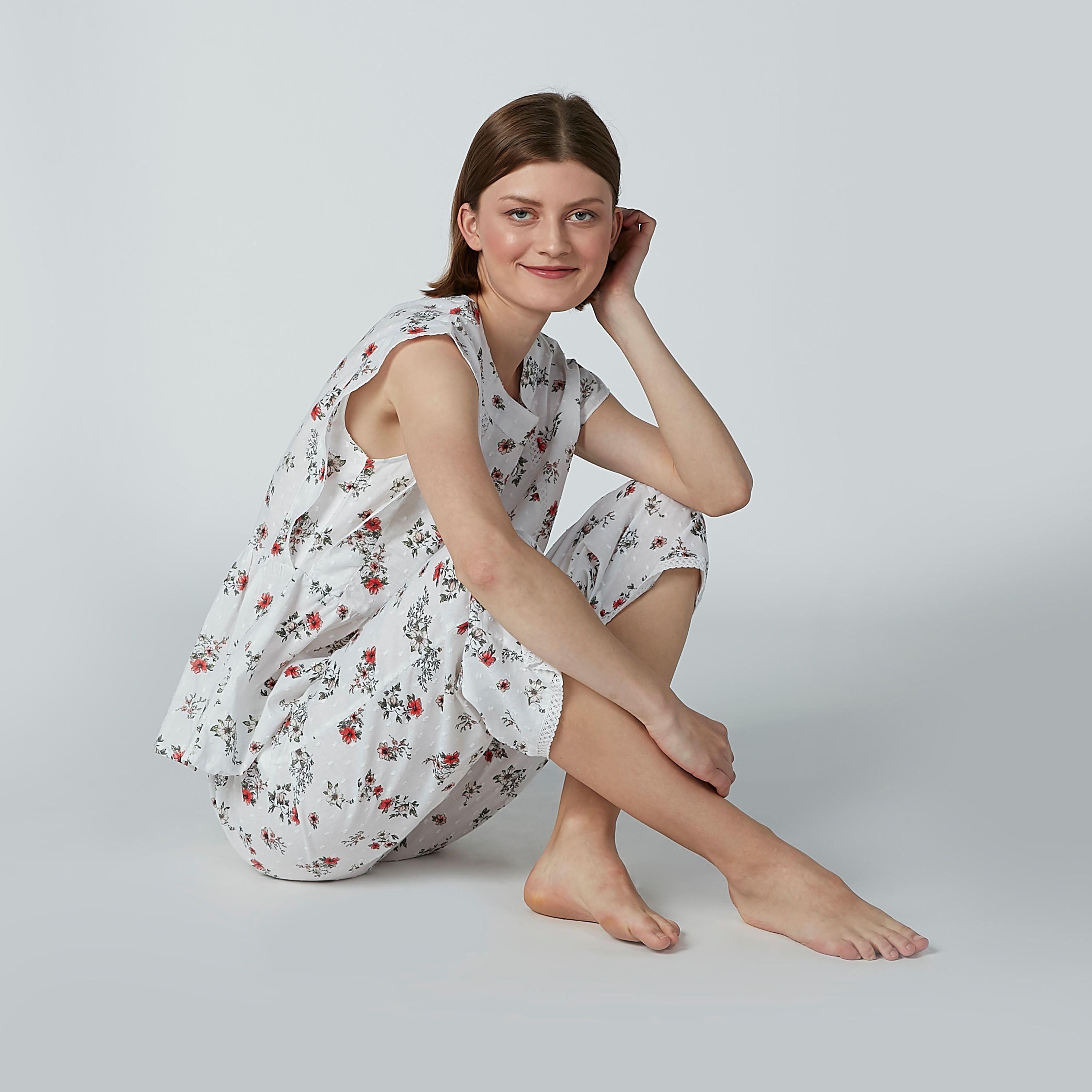 Printed Sleeveless Top with Pocket Detail Capris-women-clothing-nightwear-pyjamas-longsets-image-5