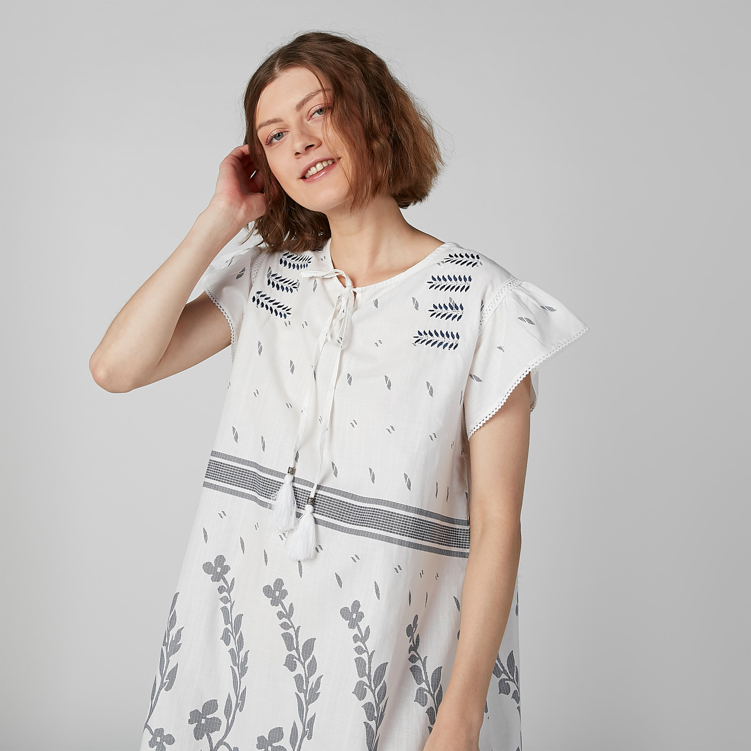 قميص نوم بأكمام كاب وأربطة وطبعات-women-clothing-nightwear-nighties-image-2