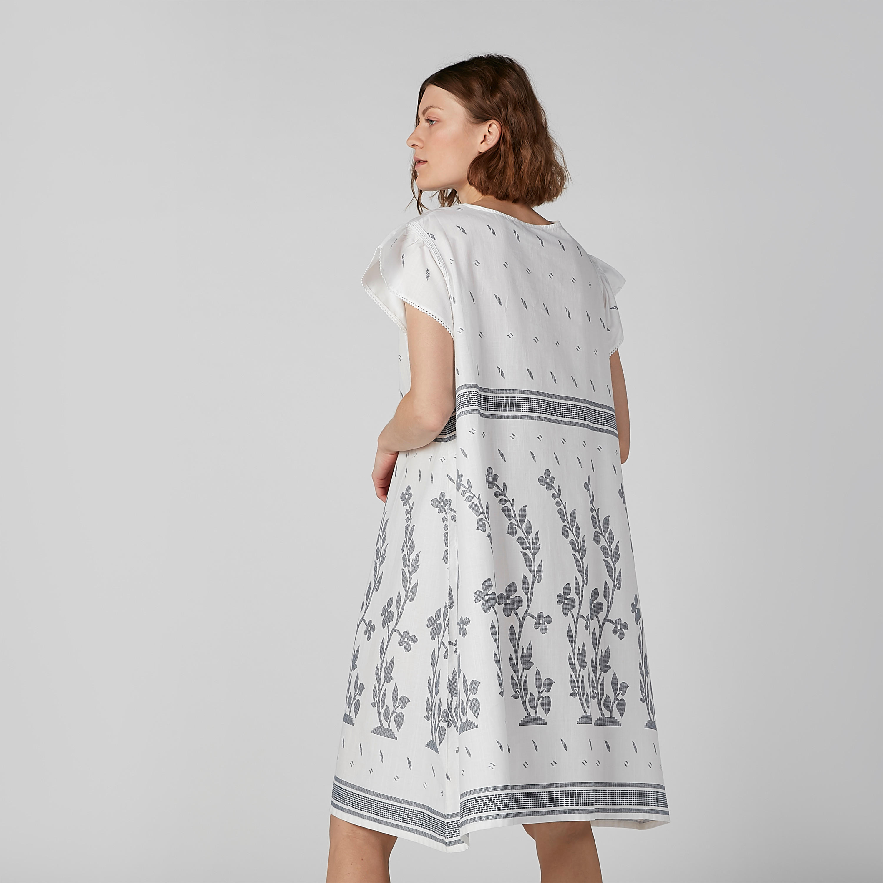 قميص نوم بأكمام كاب وأربطة وطبعات-women-clothing-nightwear-nighties-image-4