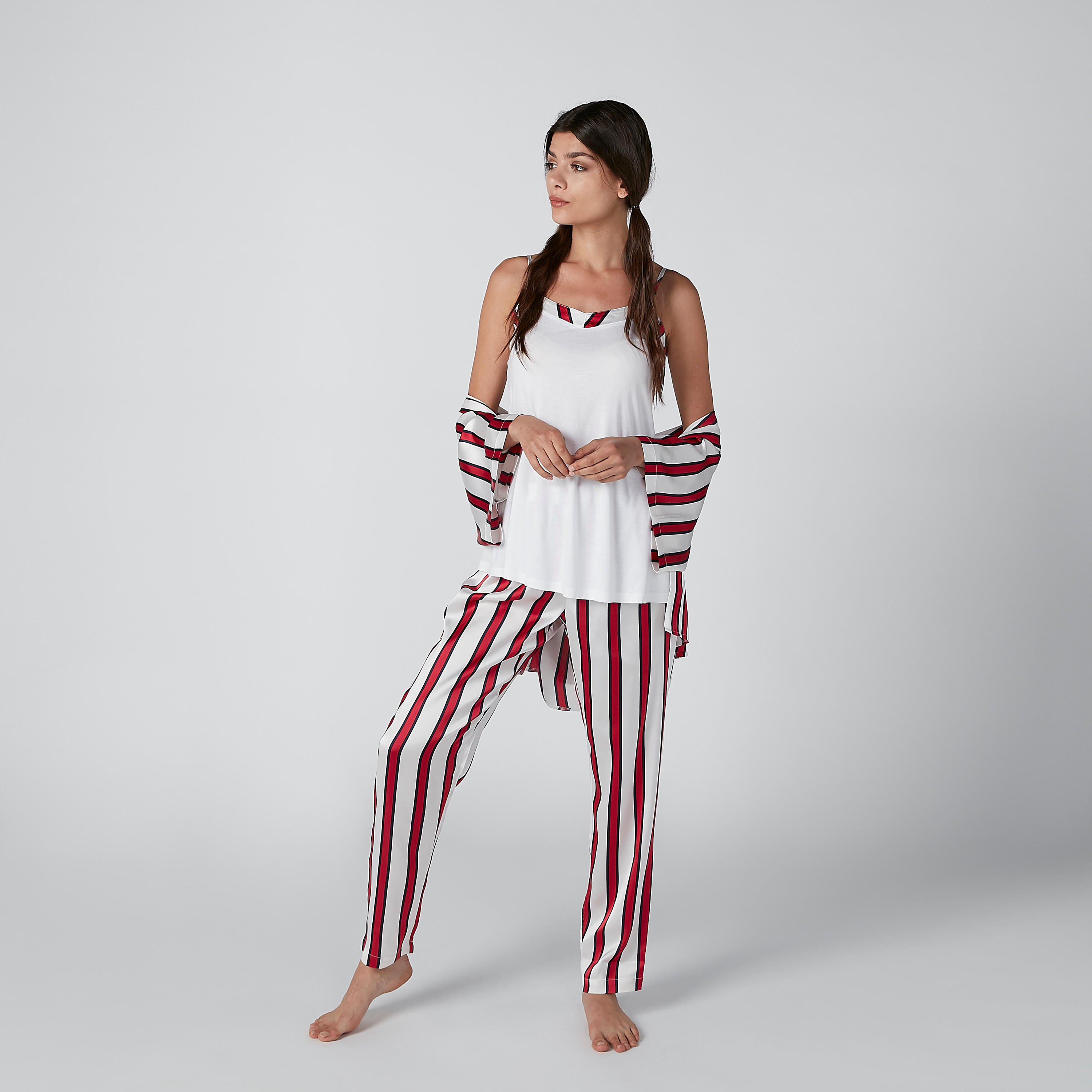 طقم ملابس نوم مقلّم 3 قطع-women-clothing-nightwear-pyjamas-longsets-image-1
