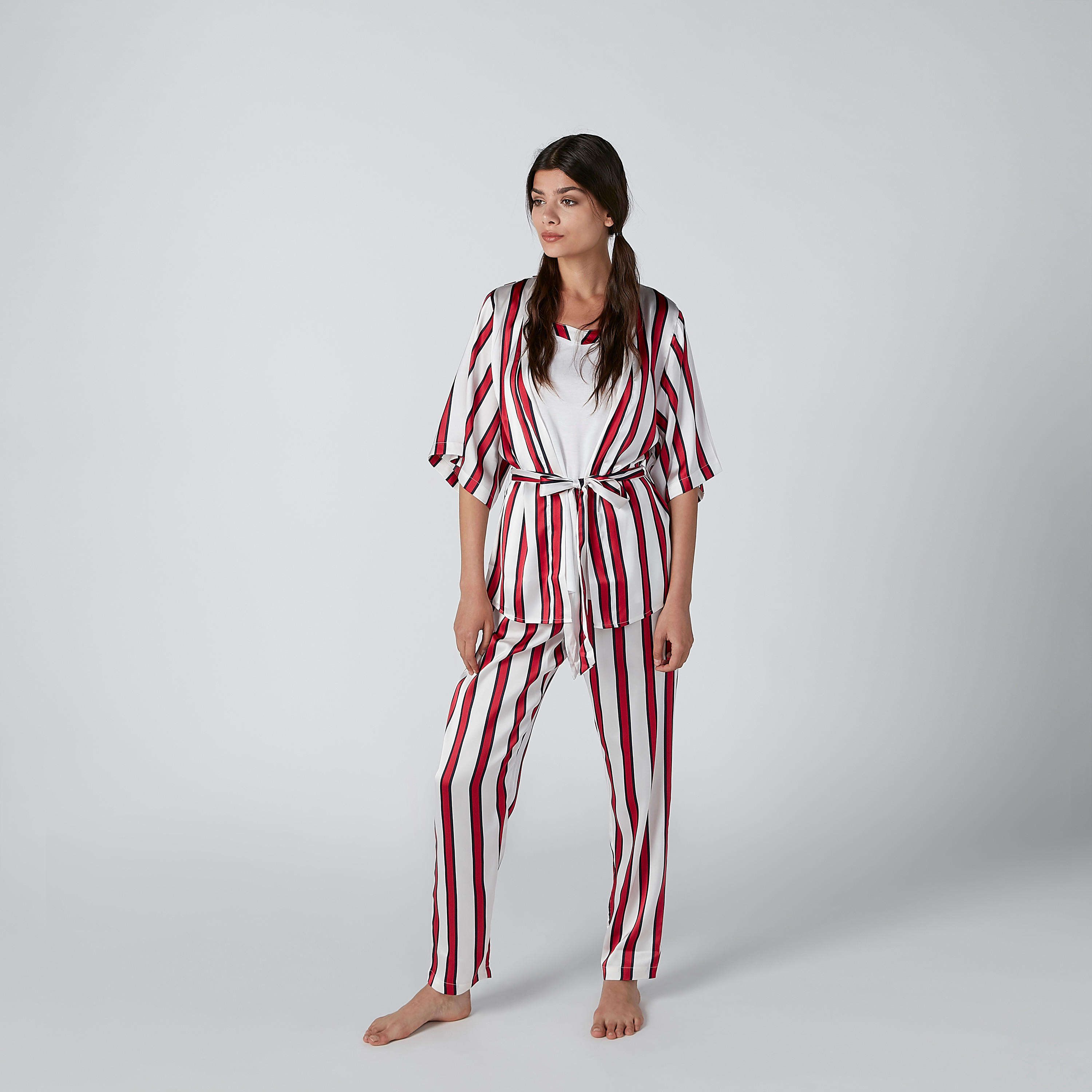 طقم ملابس نوم مقلّم 3 قطع-women-clothing-nightwear-pyjamas-longsets-image-3